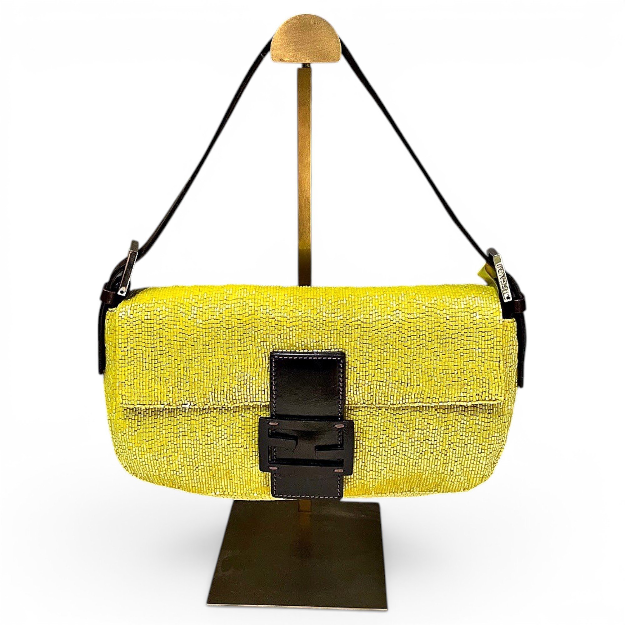Baguette handbag