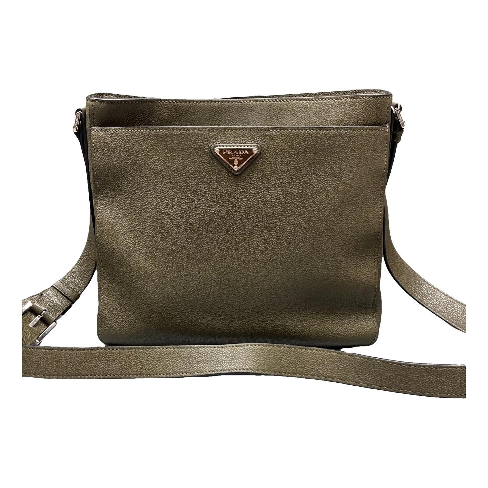 Paradigme leather crossbody bag