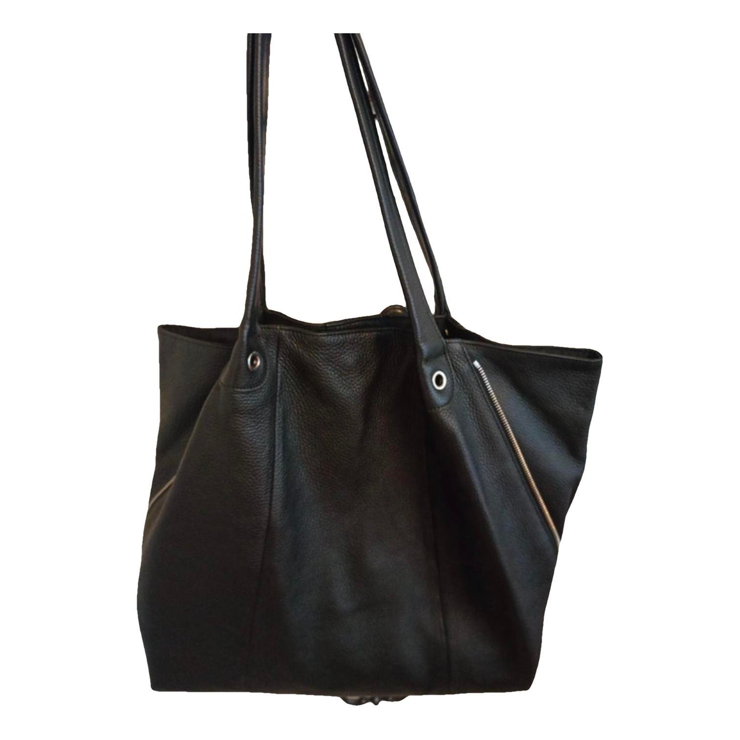 Leather tote