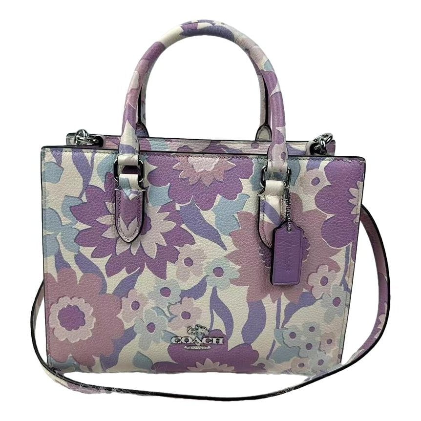 Leather tote