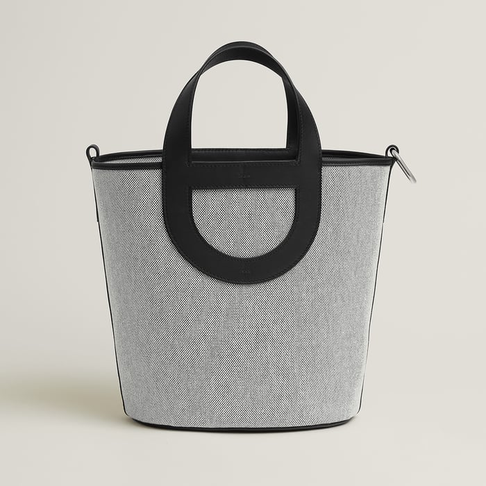 Hermès In-the-loop 23 Bag