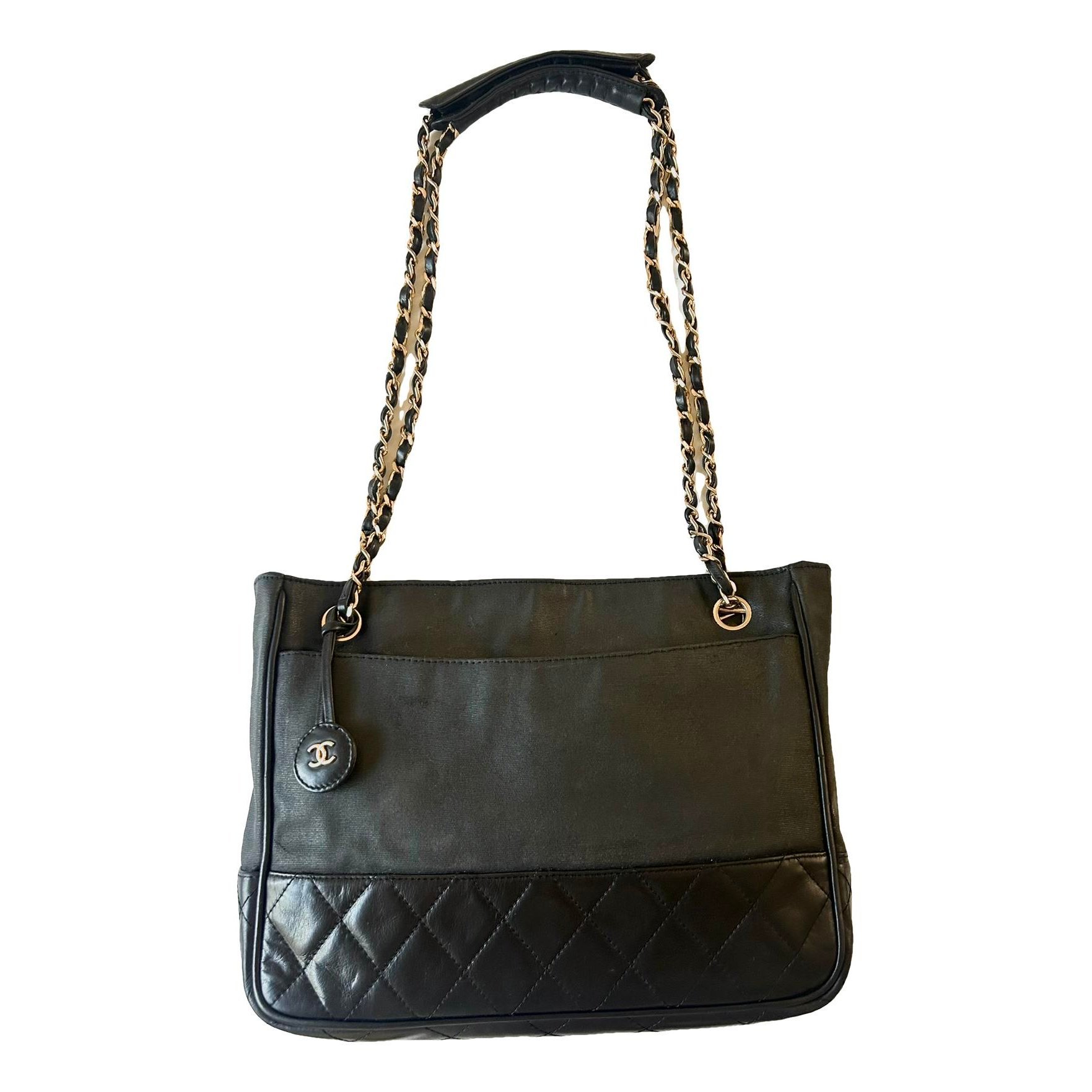 Vintage CC Chain leather handbag