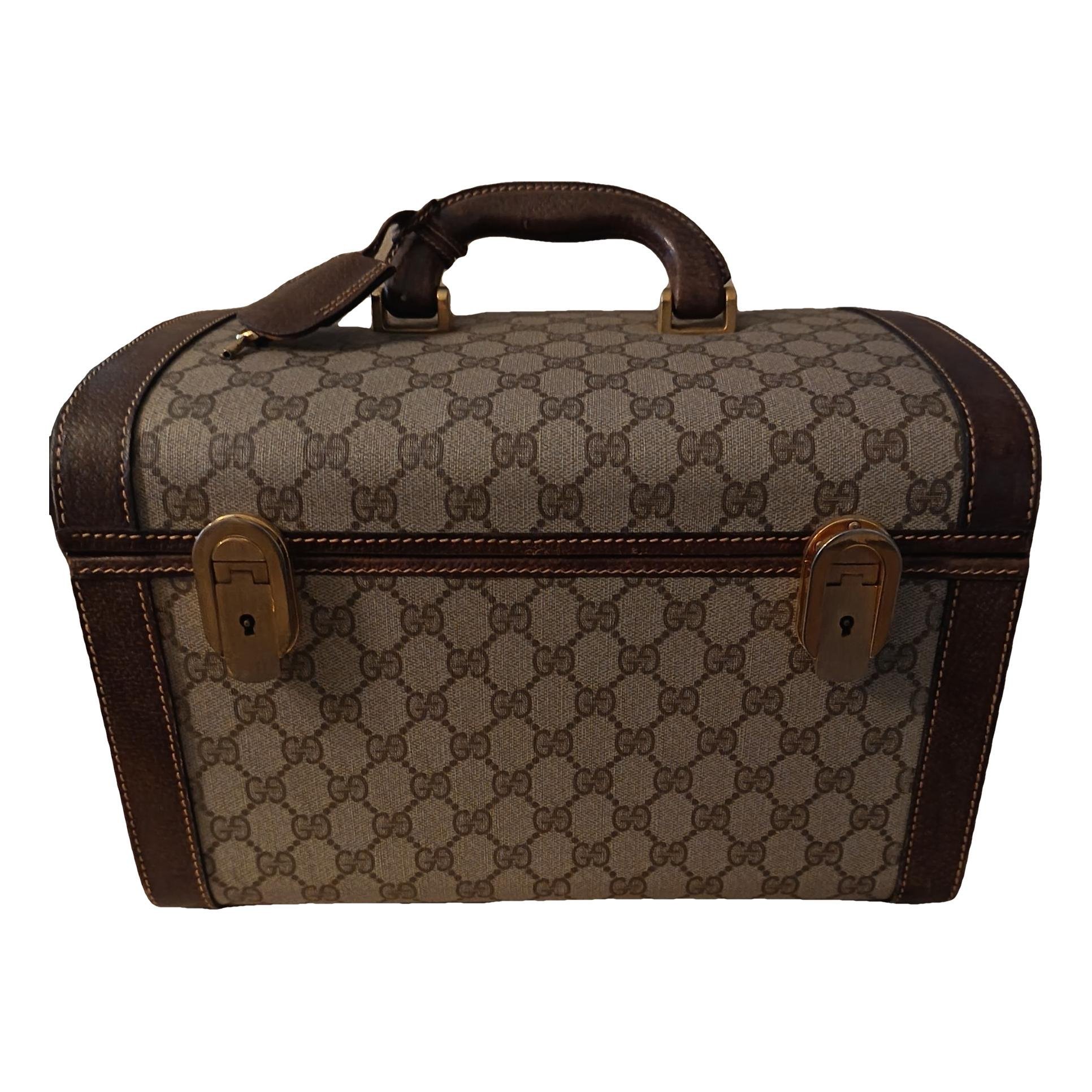 Leather vanity case
