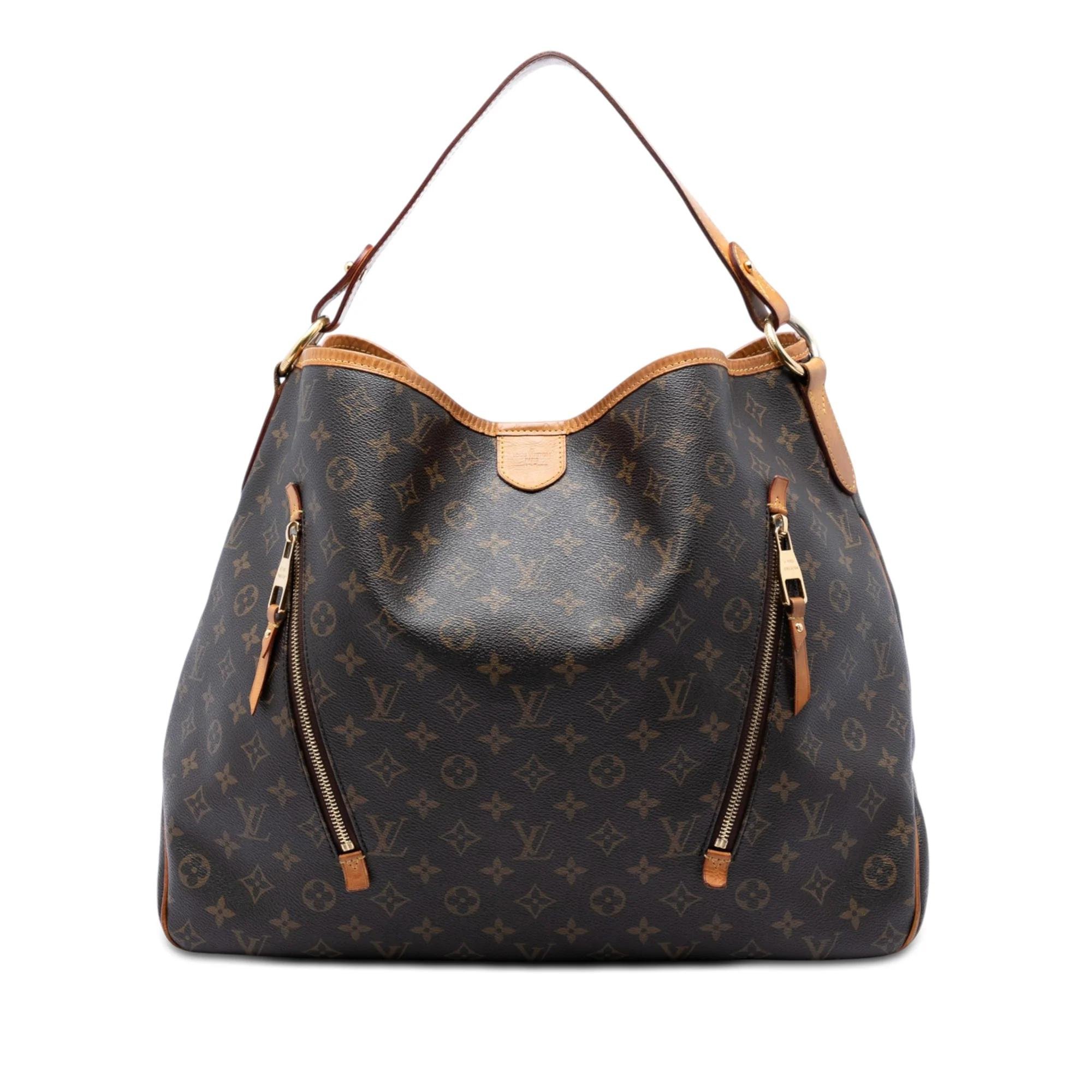 Delightful leather handbag