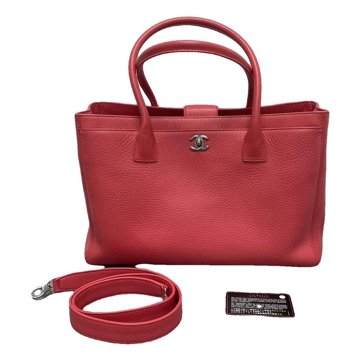 Executive leather handbag