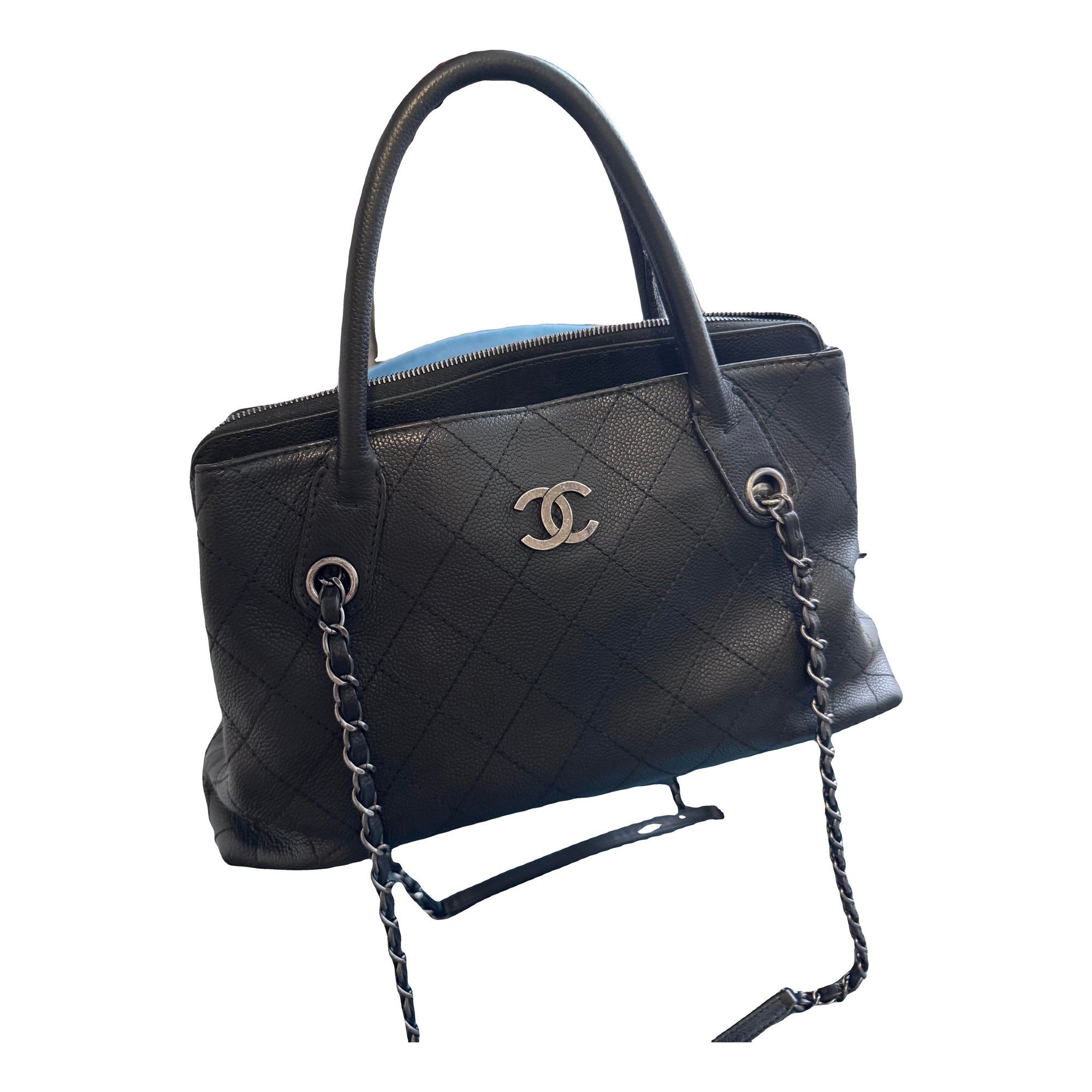 Classic CC Shopping leather handbag