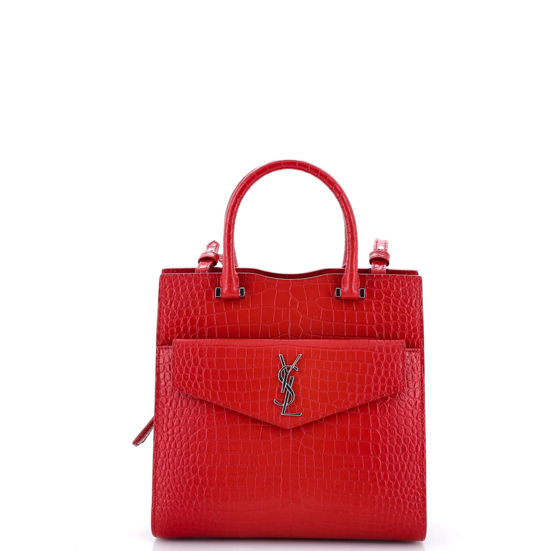 Leather tote