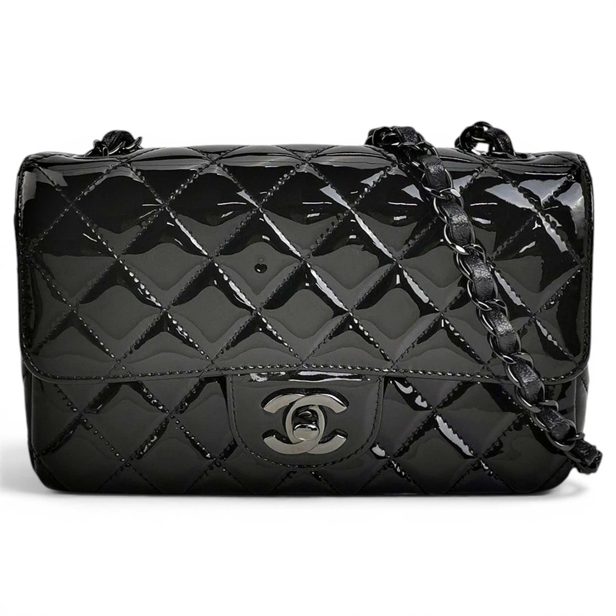 Timeless/Classique patent leather mini bag