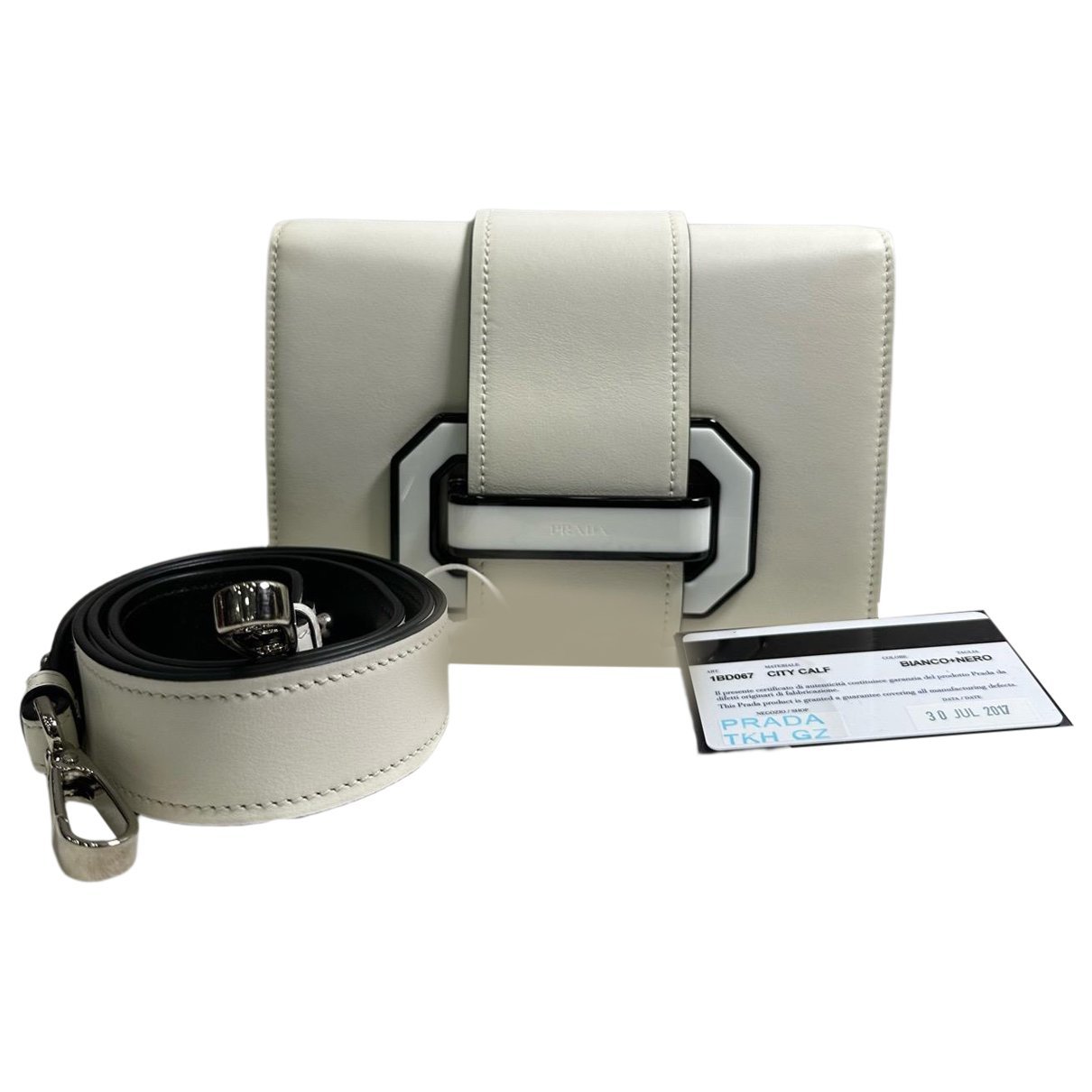 Ribbon leather handbag
