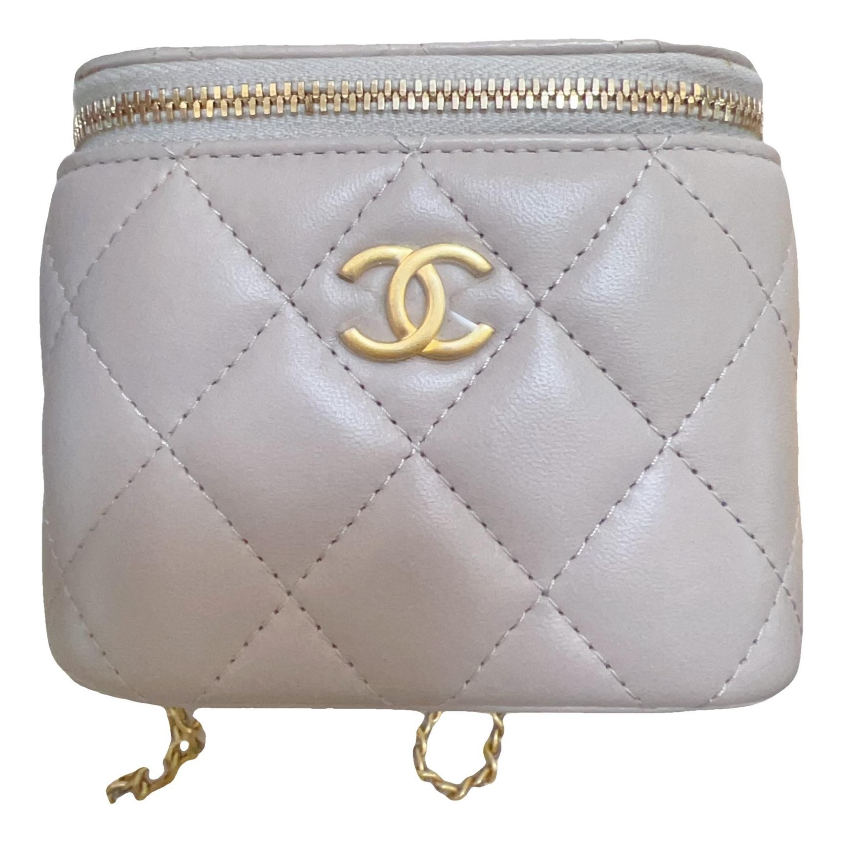 Vanity leather handbag