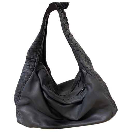 Veneta leather handbag