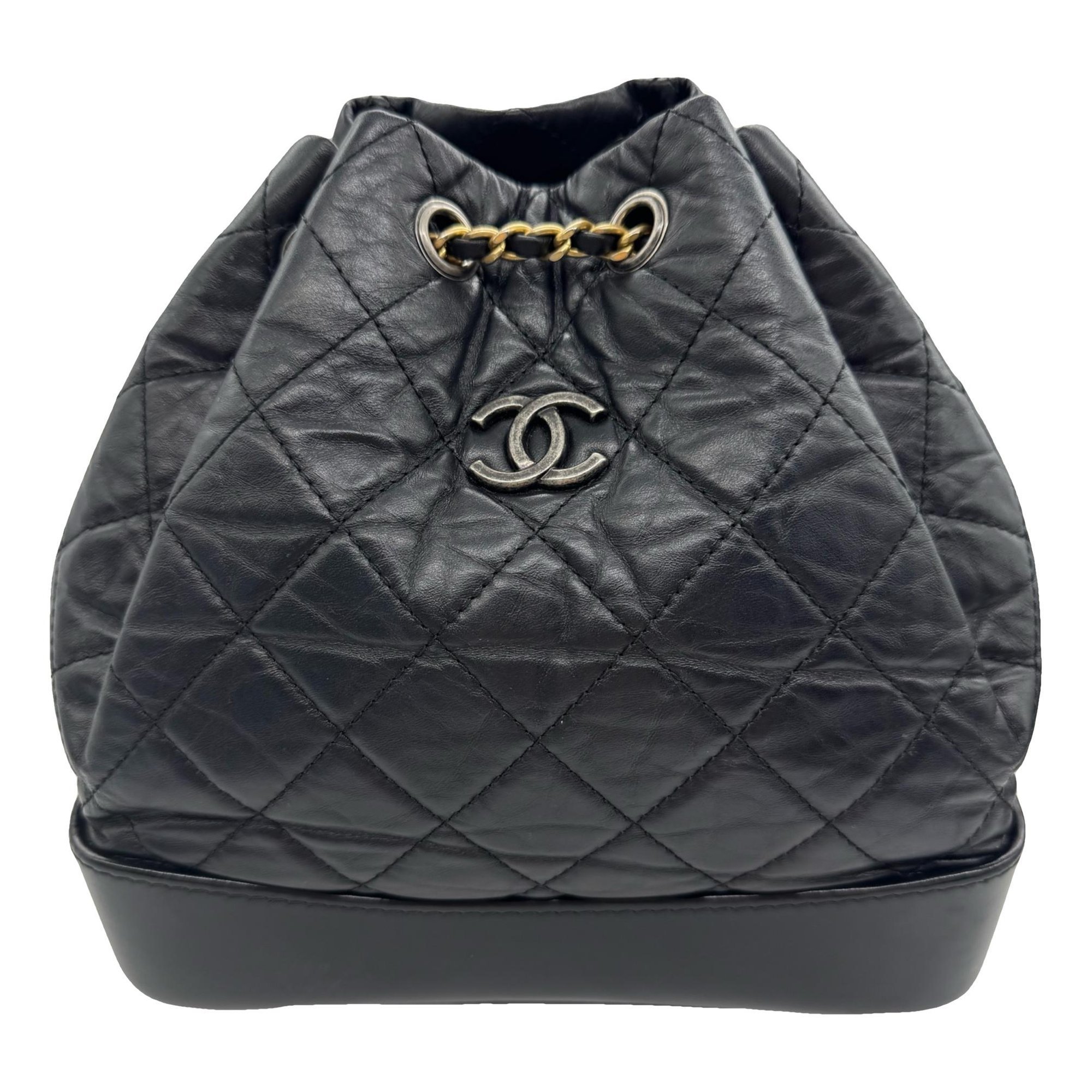 Chanel 25 leather handbag
