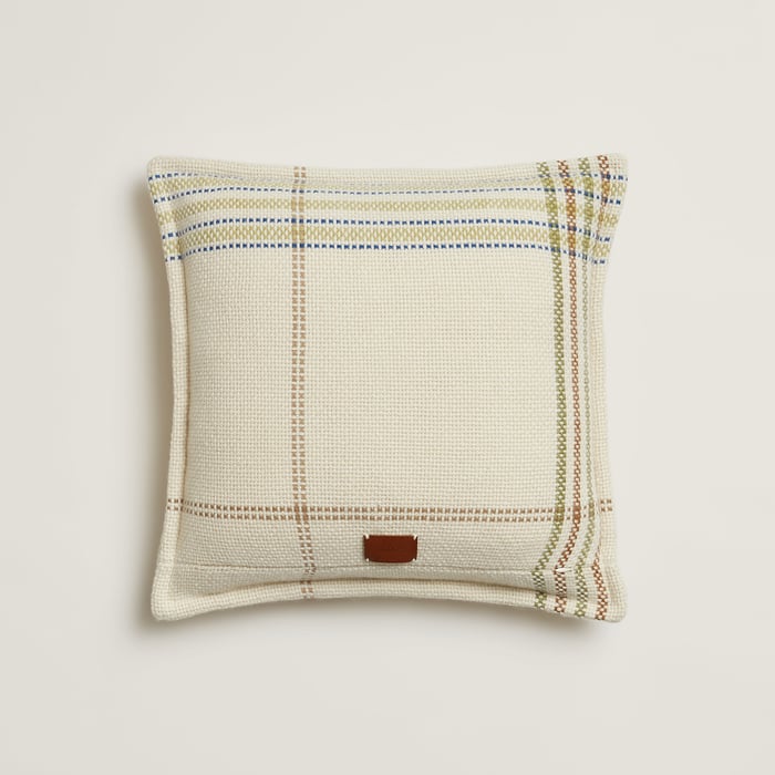 Calcaire H Navette Pillow