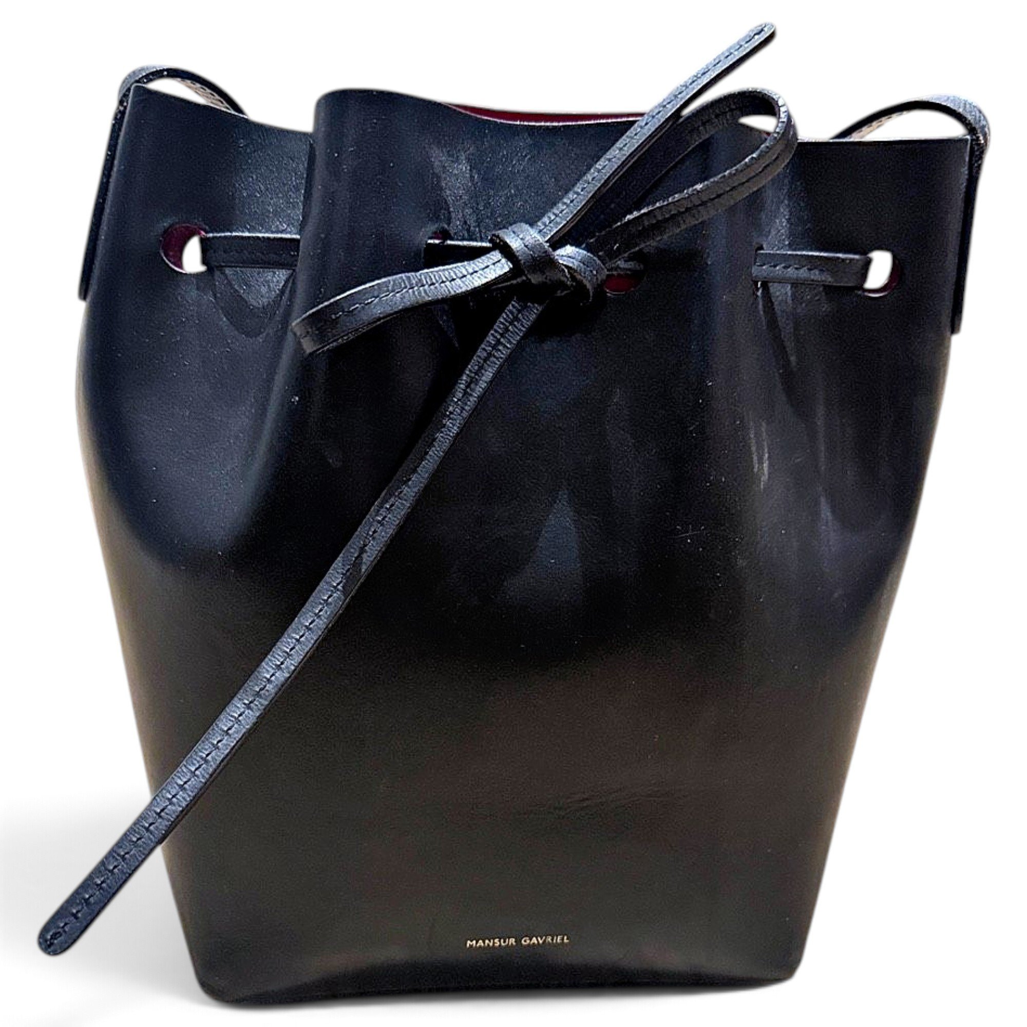 Bucket leather crossbody bag