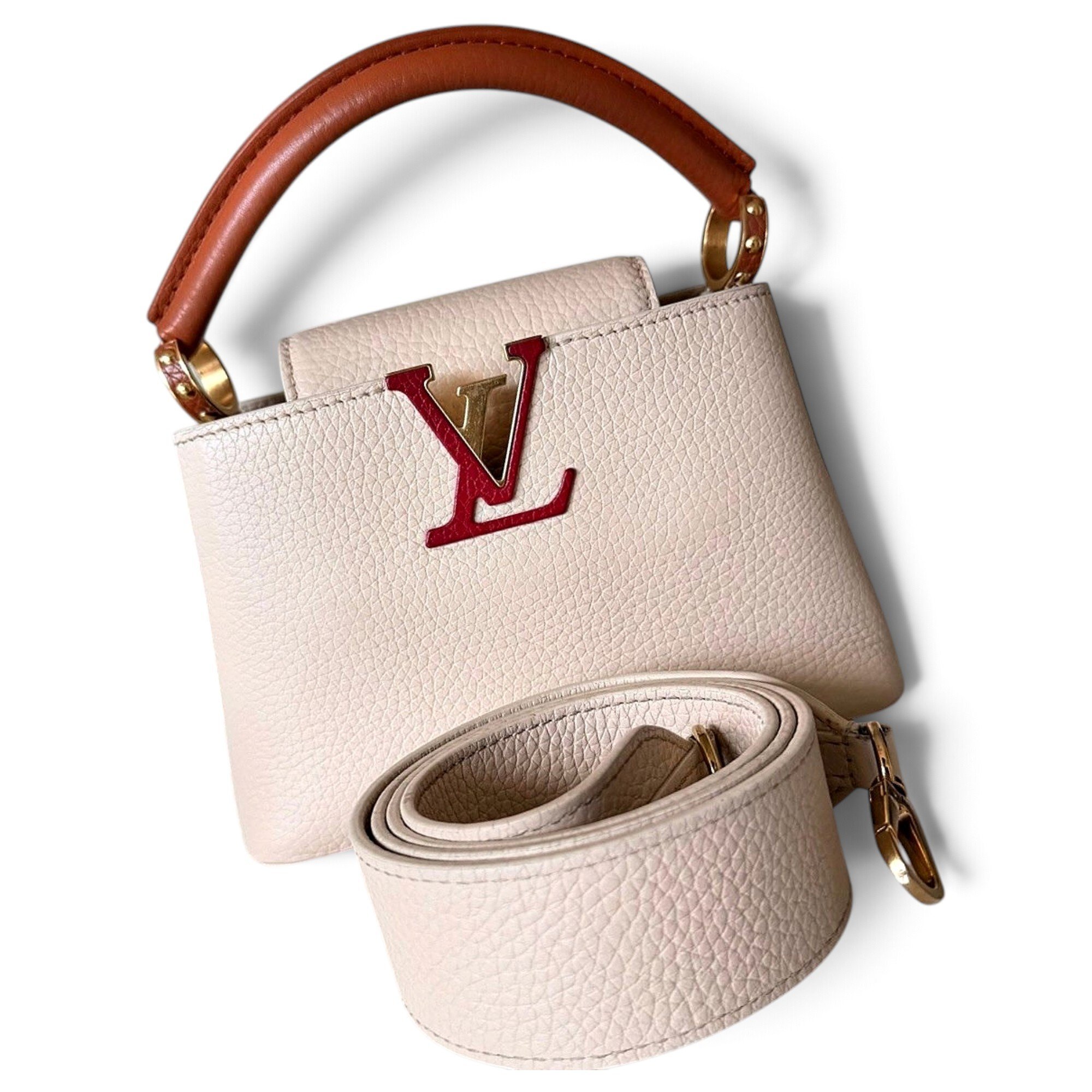 Capucines leather handbag