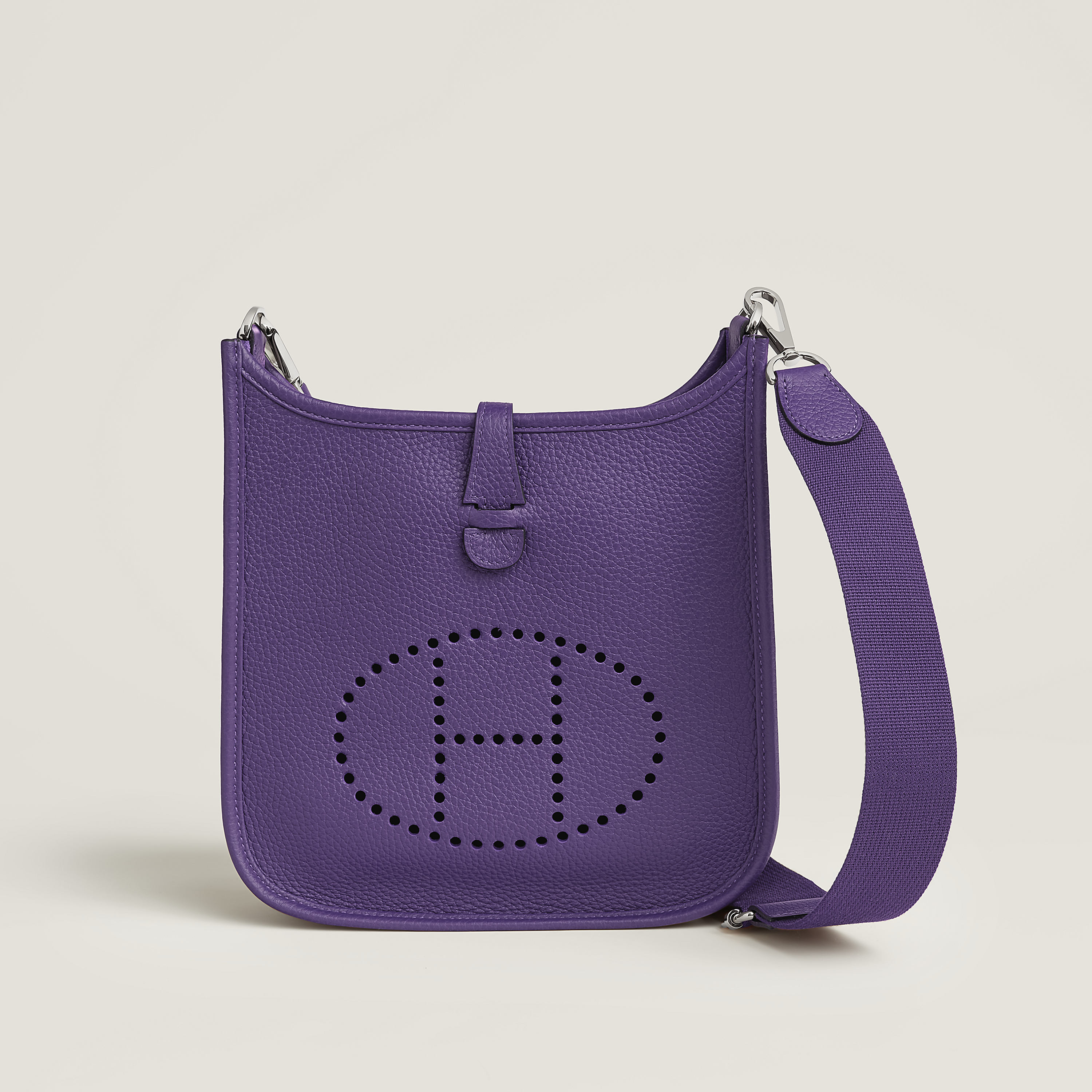 Hermès Evelyne 23 in Purple