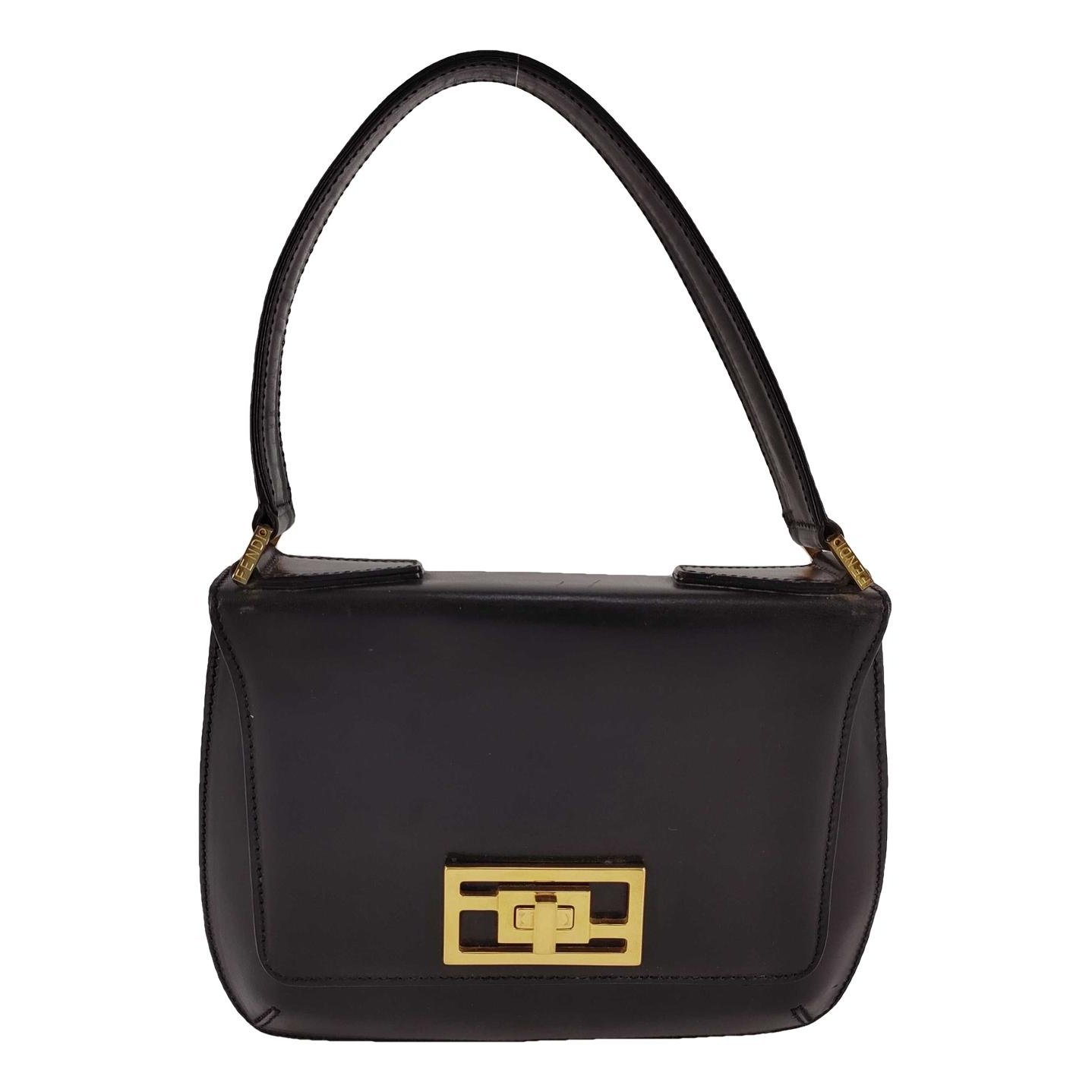 Baguette leather handbag