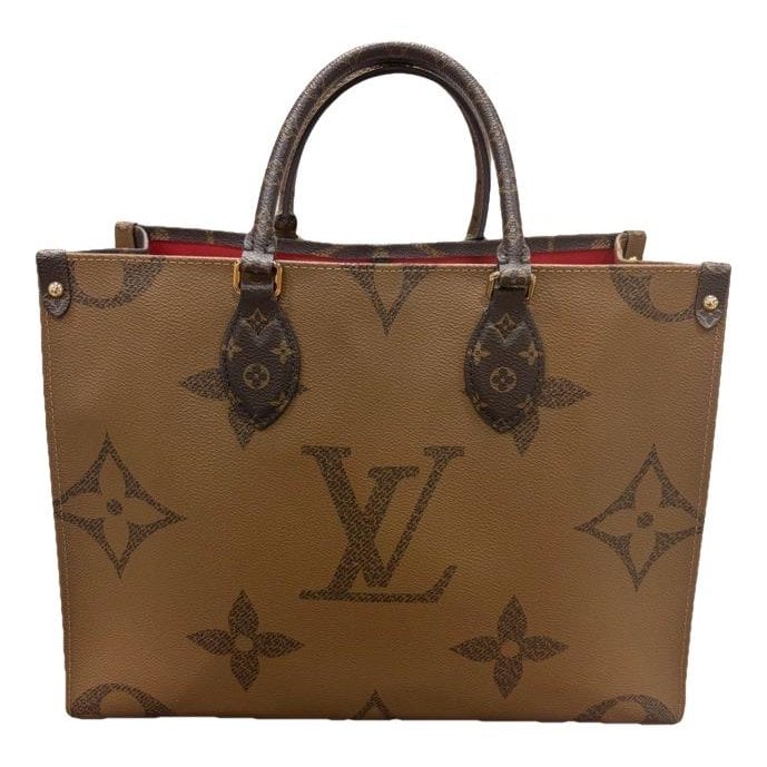 Onthego leather handbag