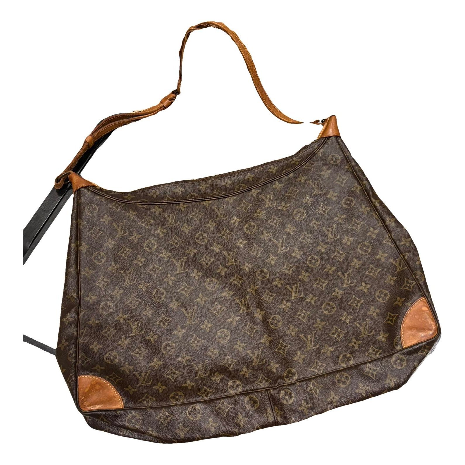 Leather travel bag