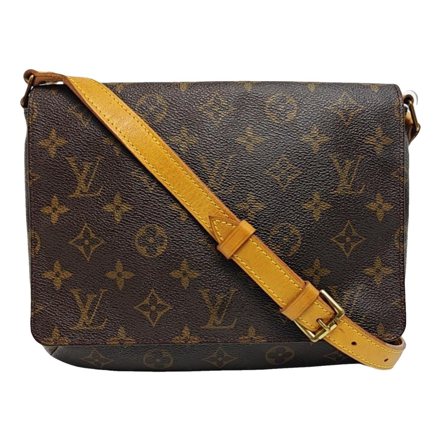 Musette Tango leather handbag