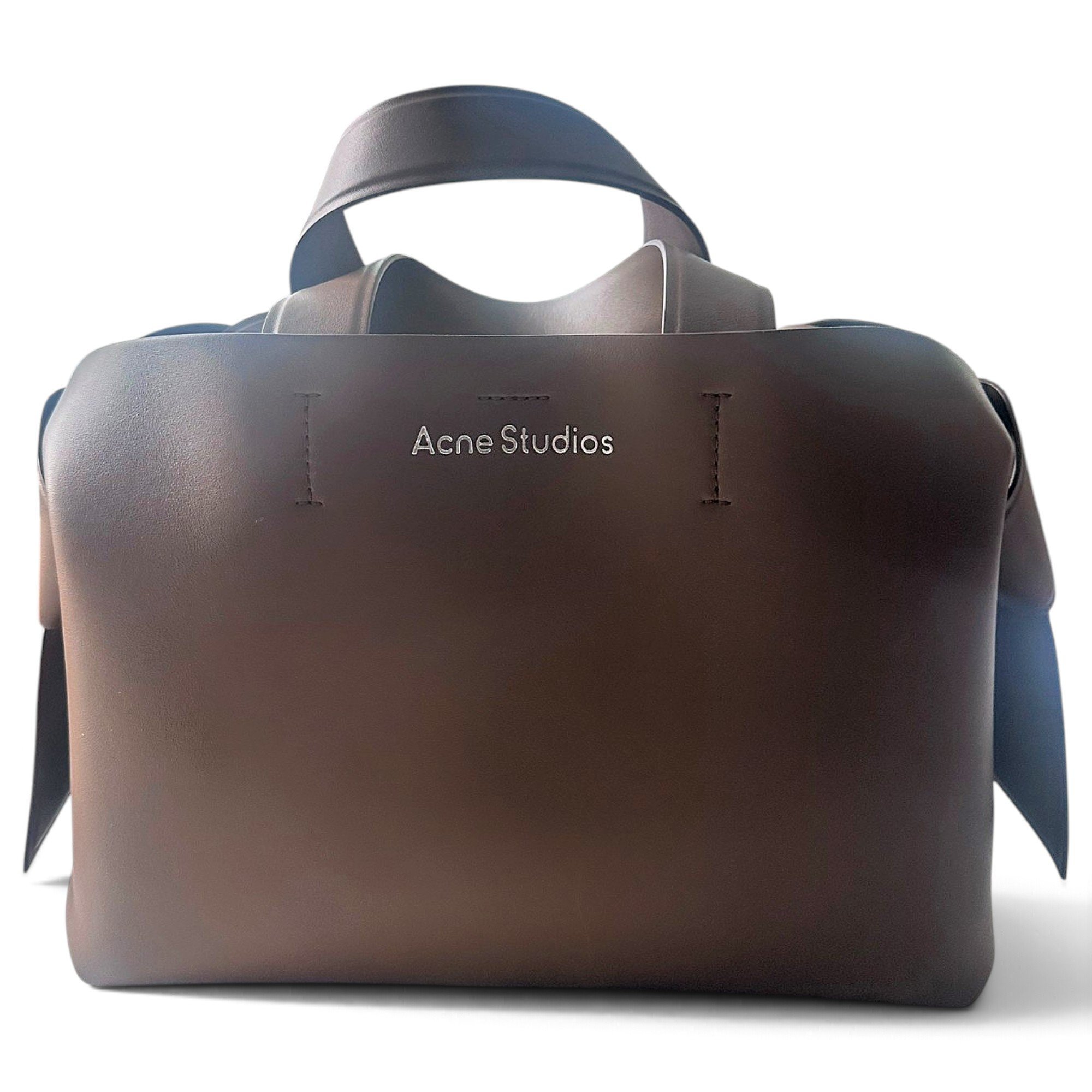 Musubi leather handbag