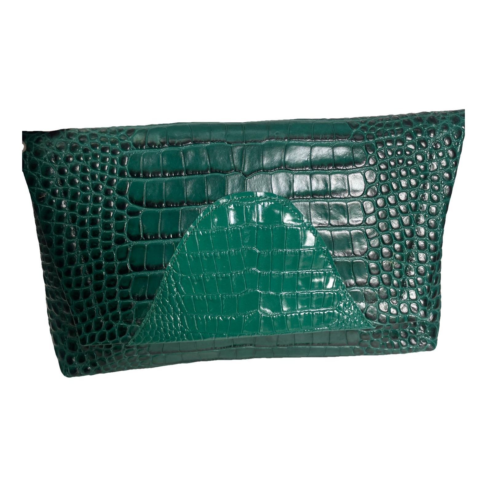 Tara leather clutch bag