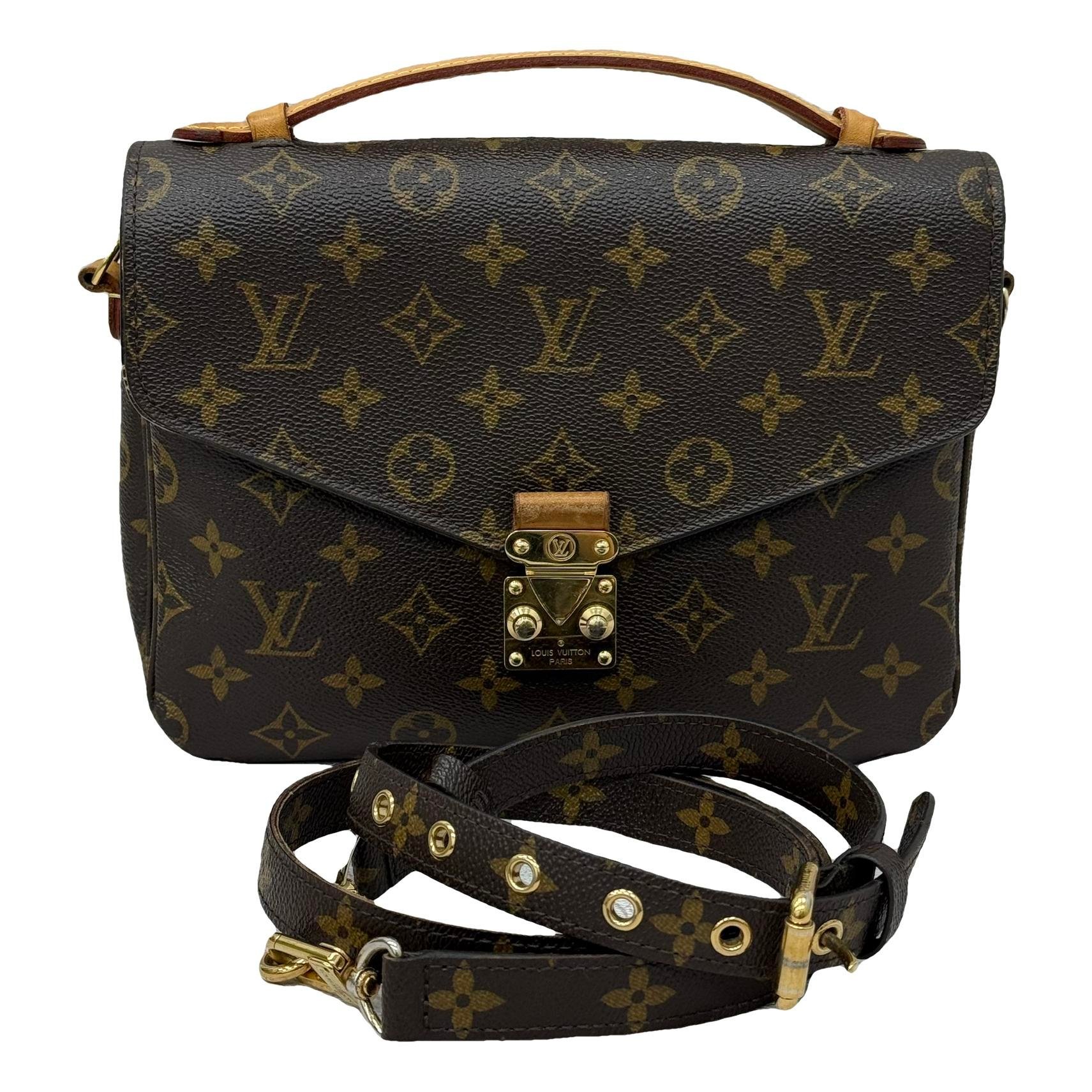 Metis leather handbag