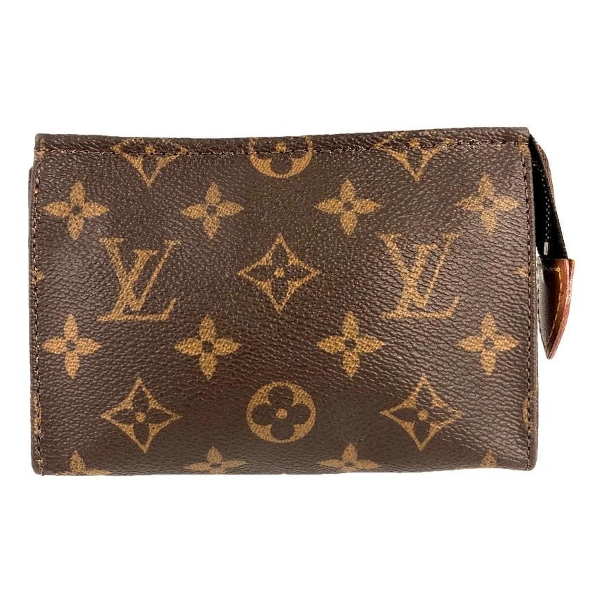 Cloth vanity case