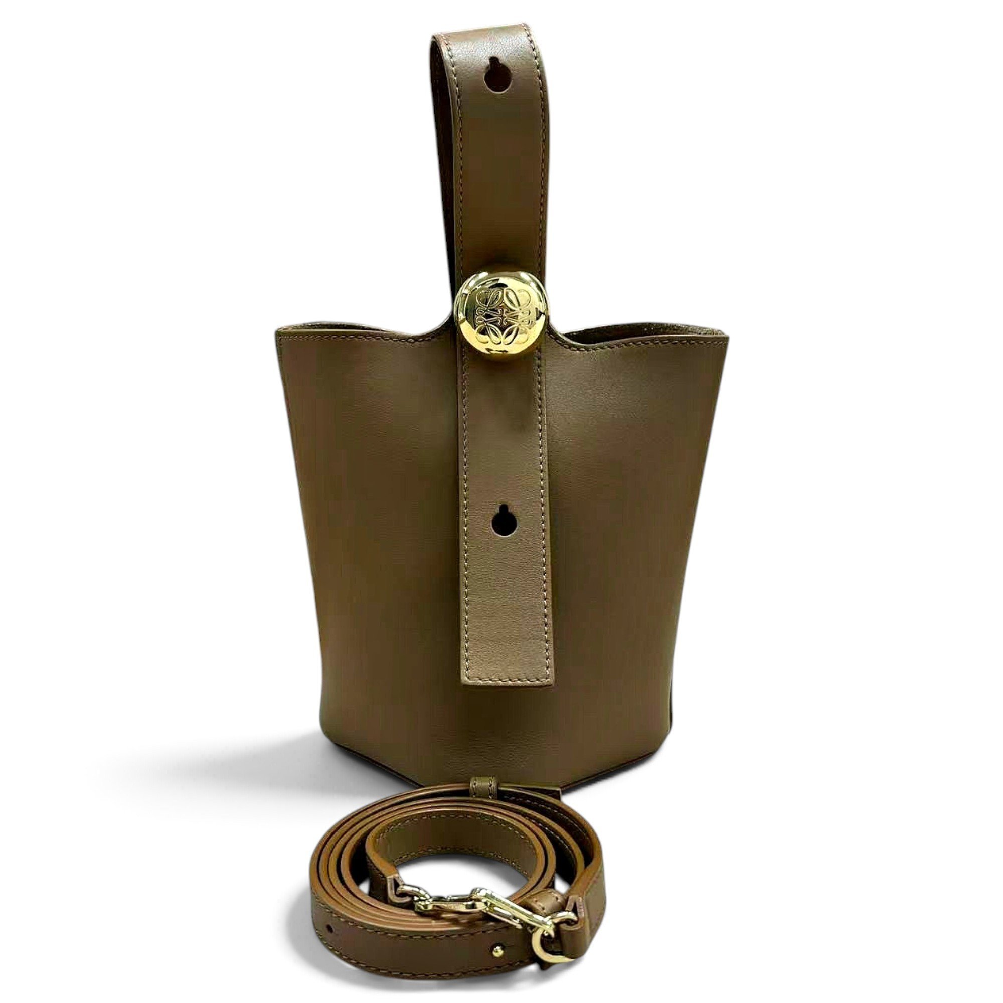 Pebble leather handbag