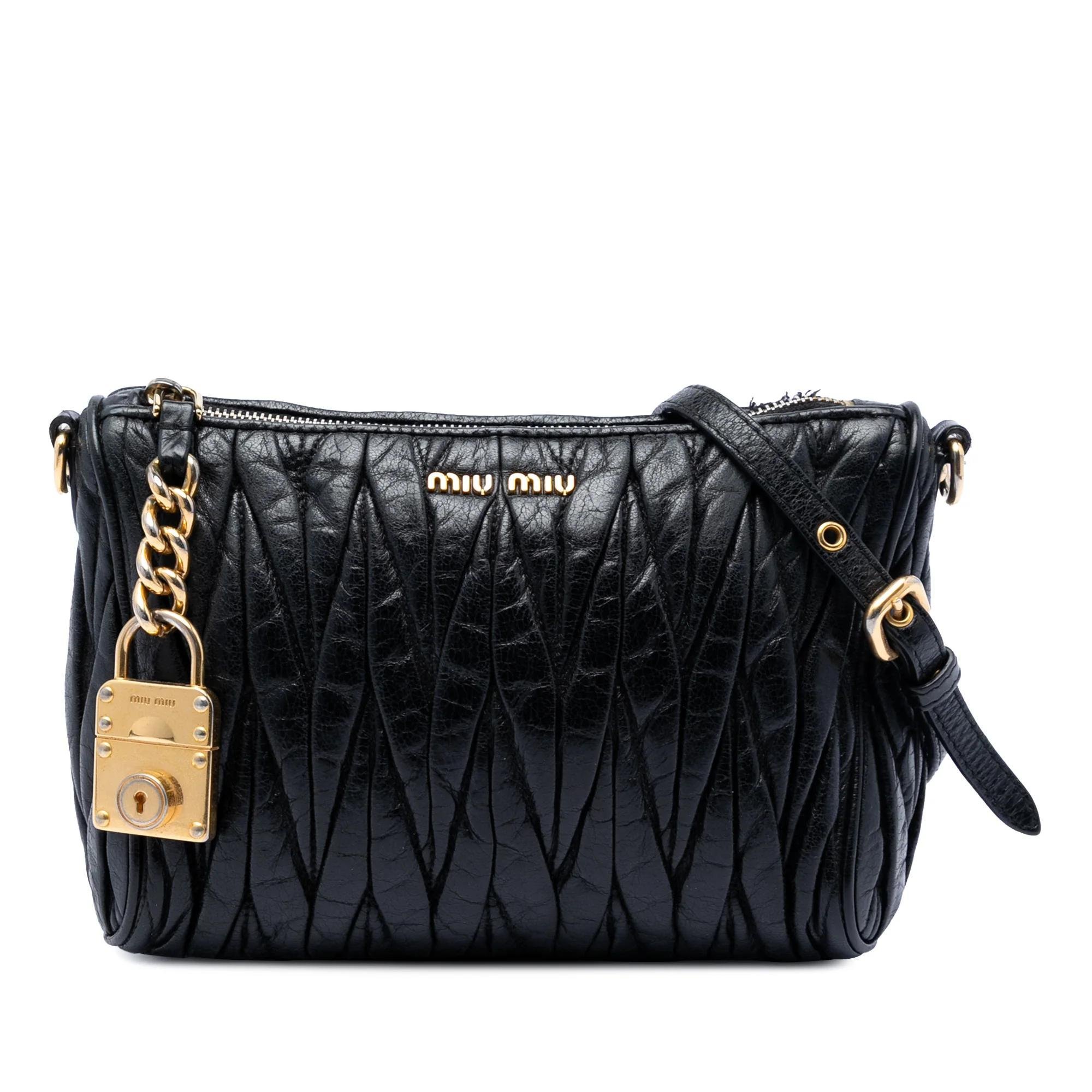 Matelassé leather handbag