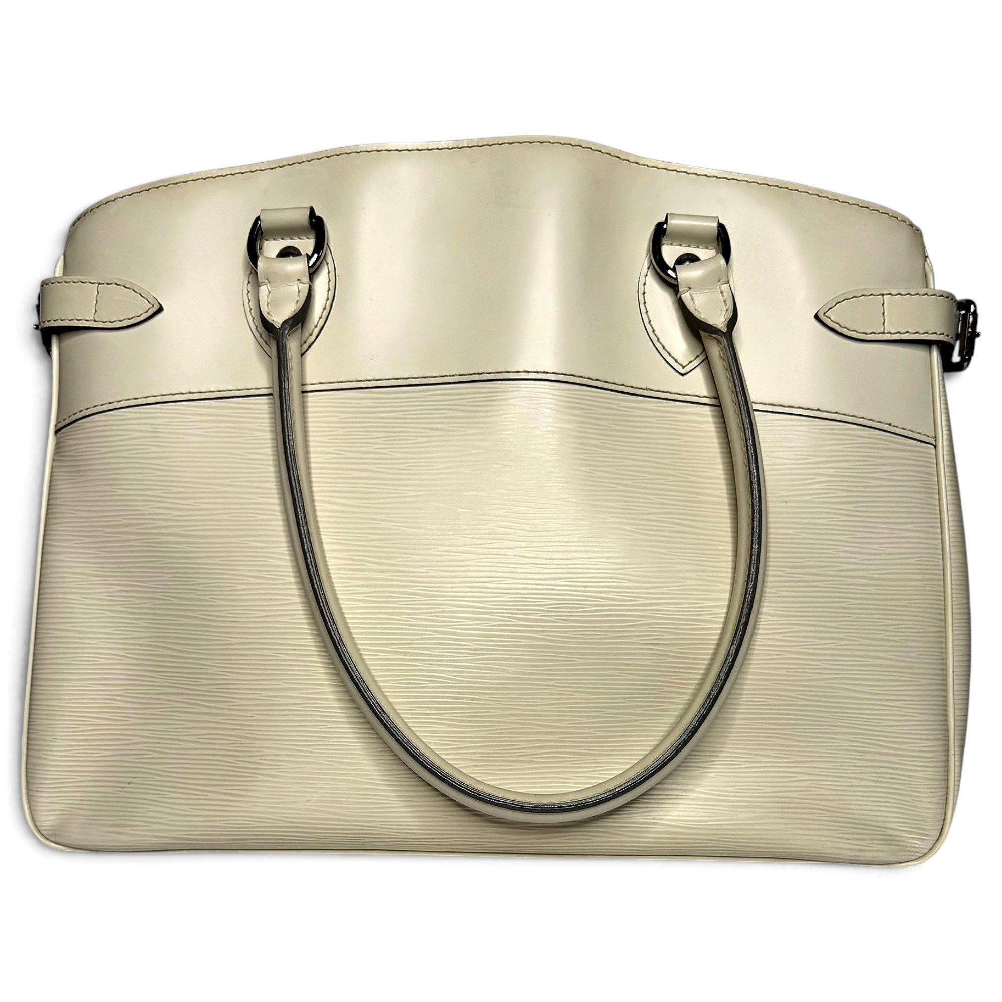 Passy leather tote