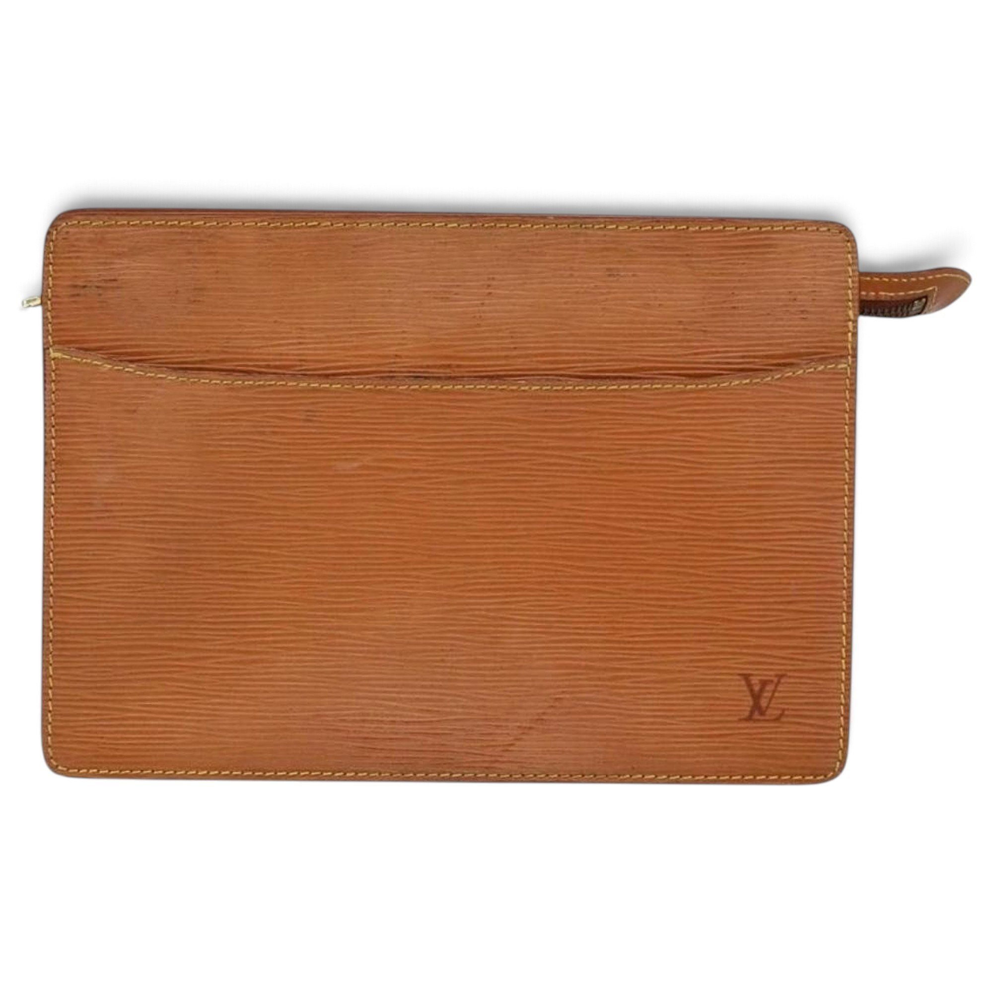 Leather clutch bag