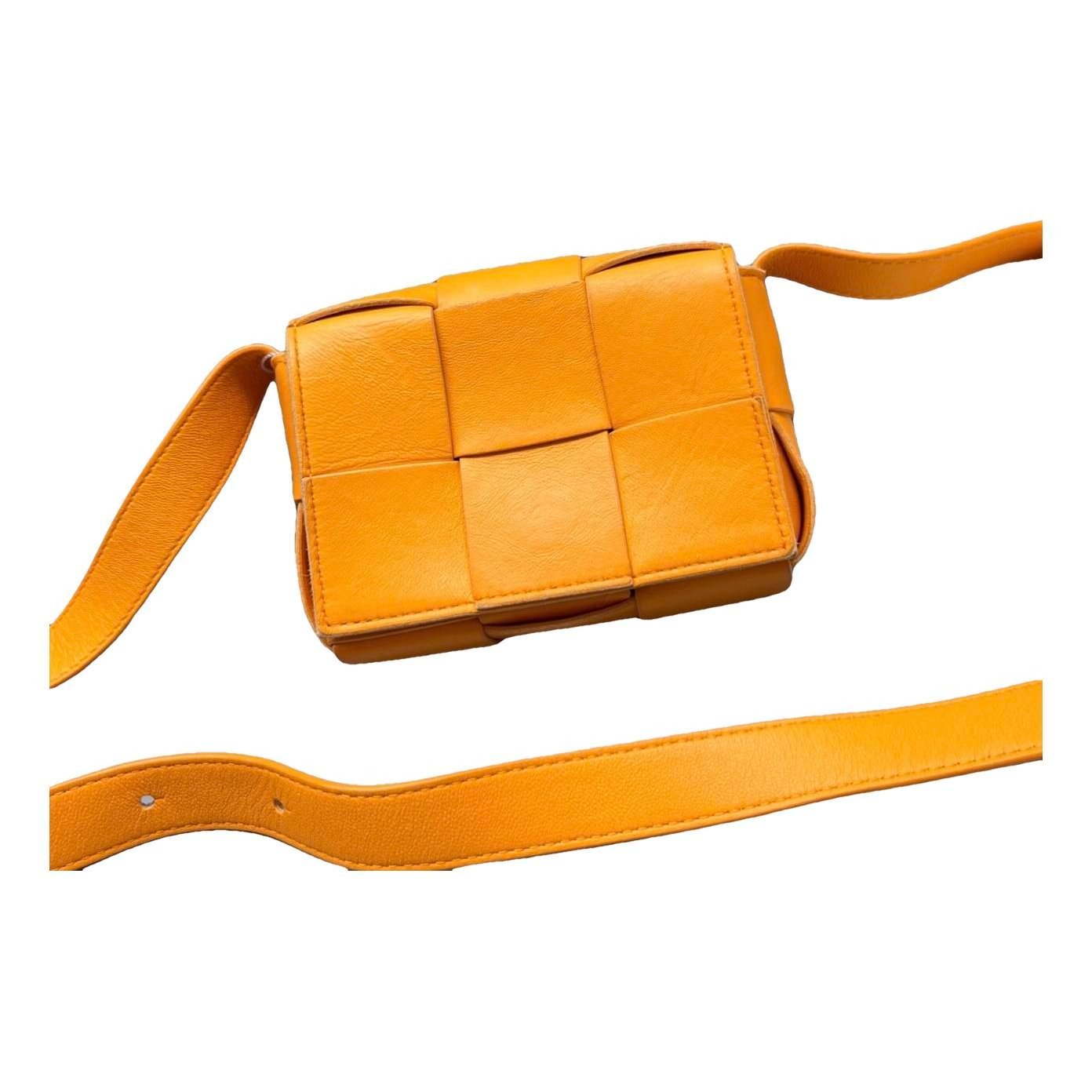 Cassette leather handbag
