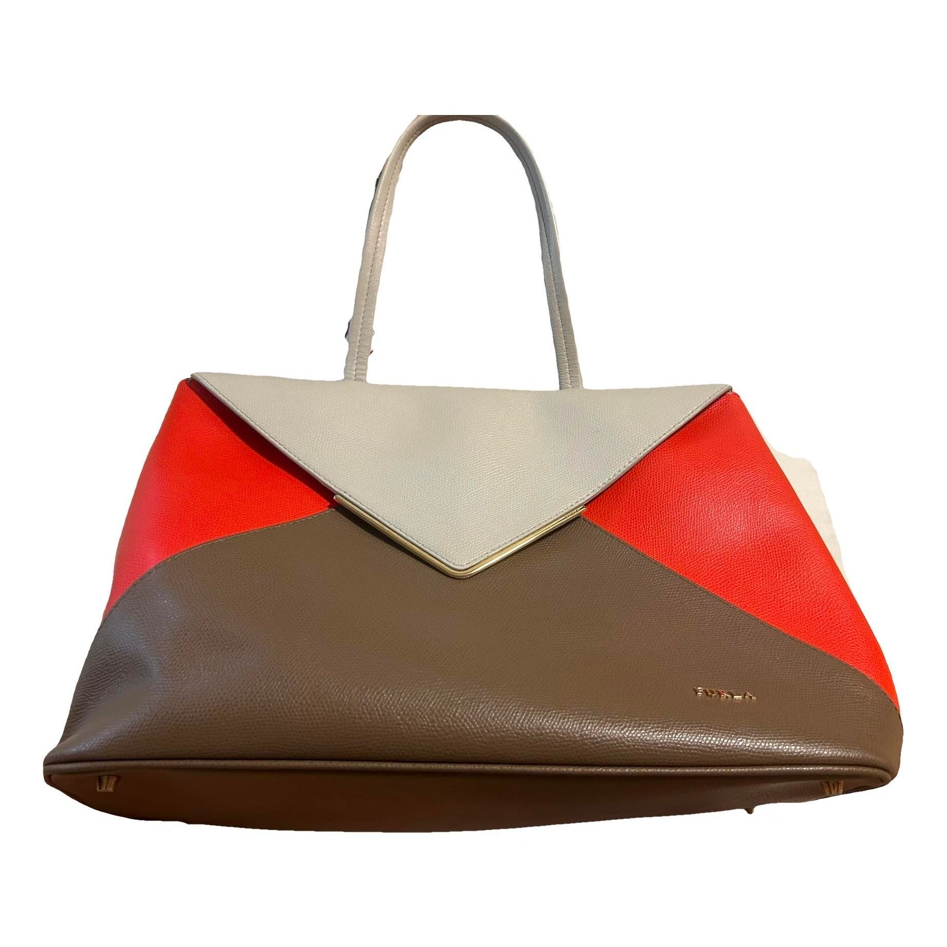 Leather tote