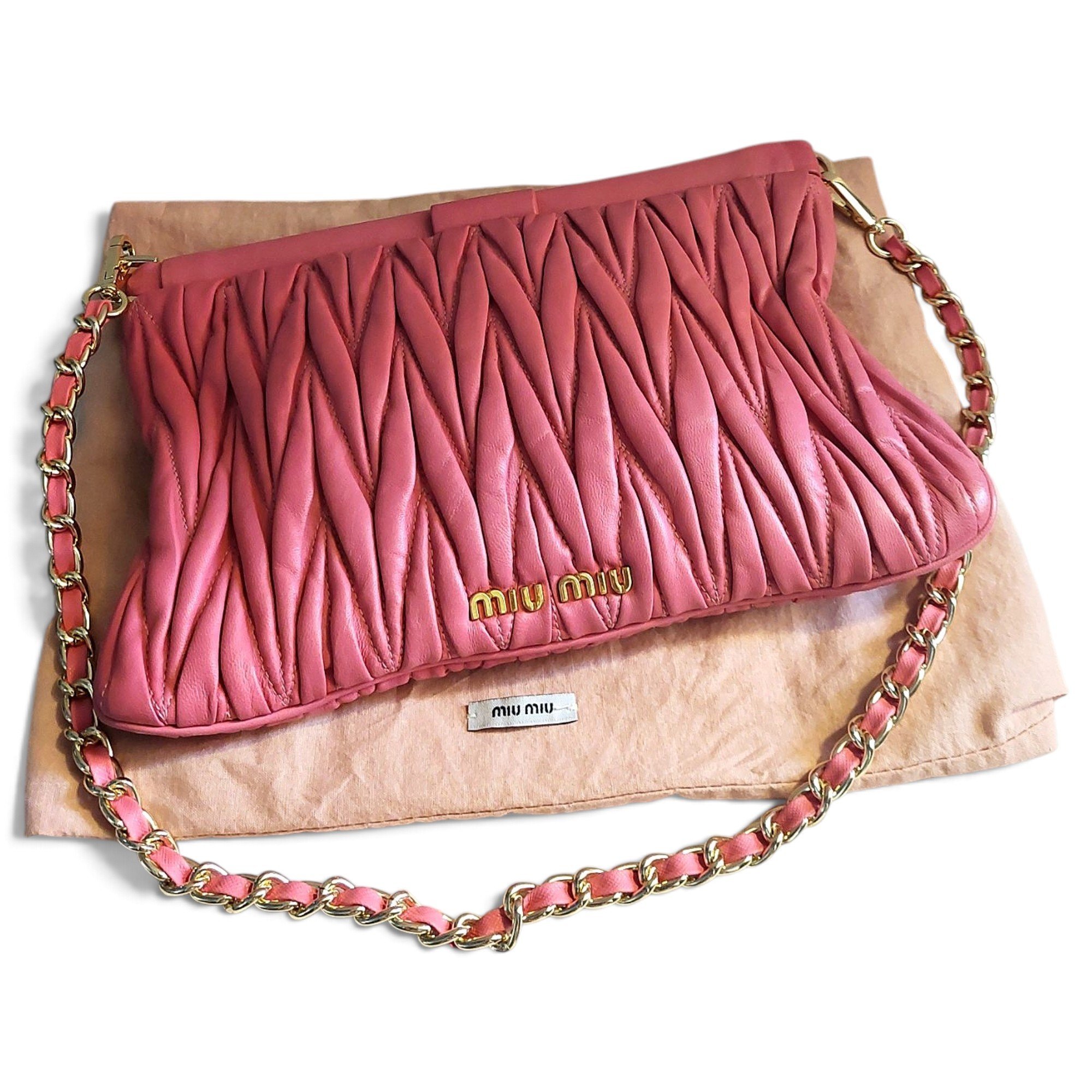 Matelassé leather handbag