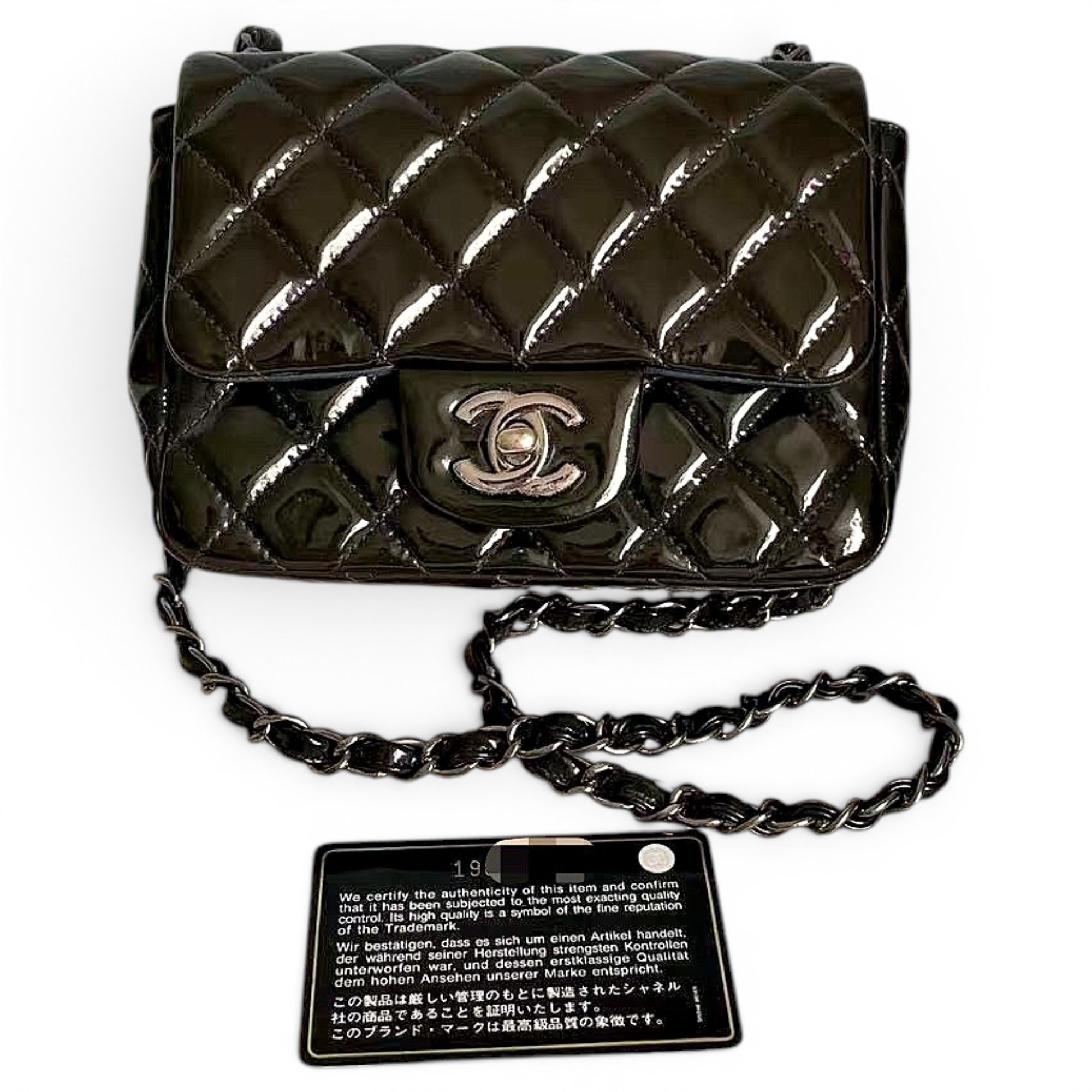 Timeless/Classique patent leather crossbody bag