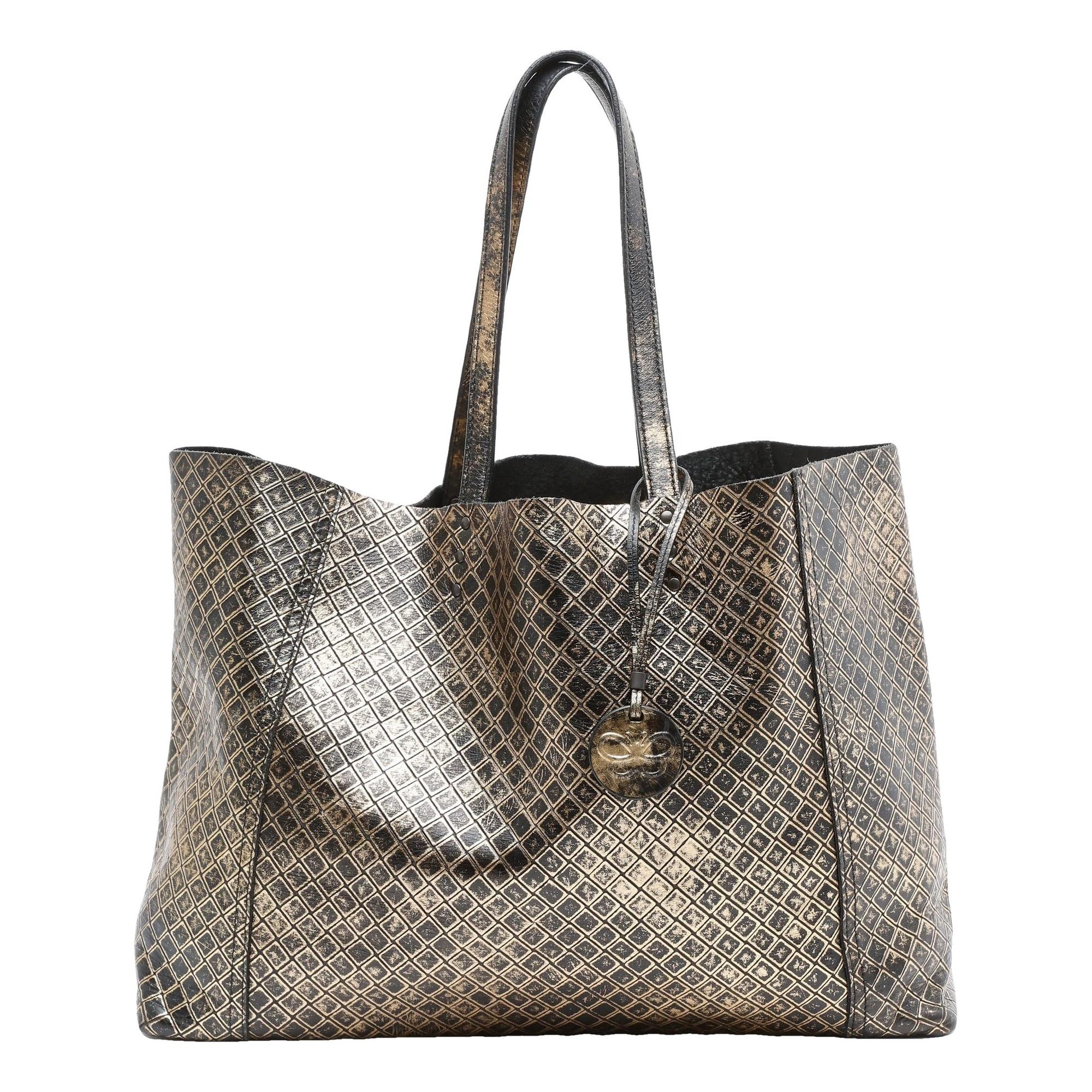 Leather tote