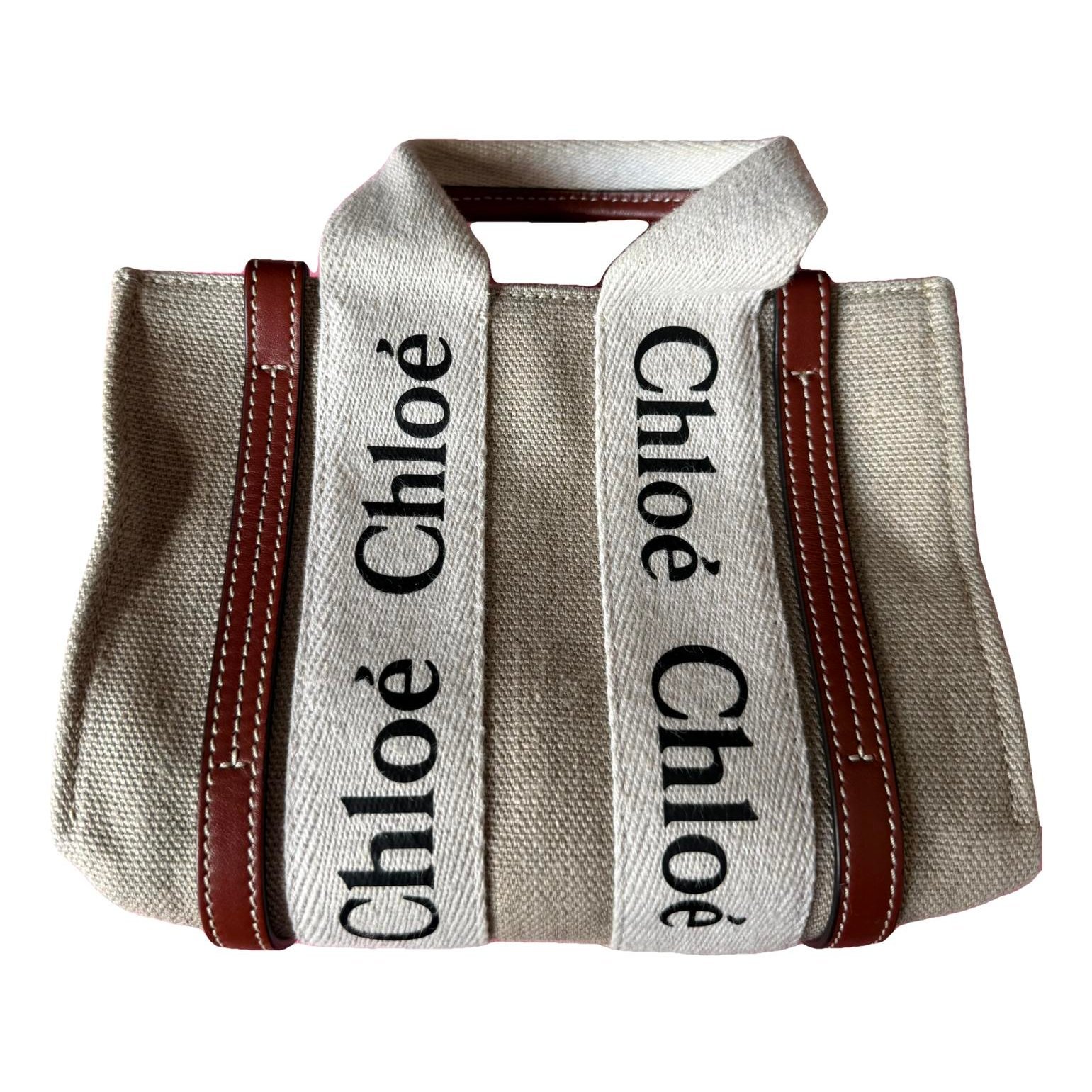 Woody tote