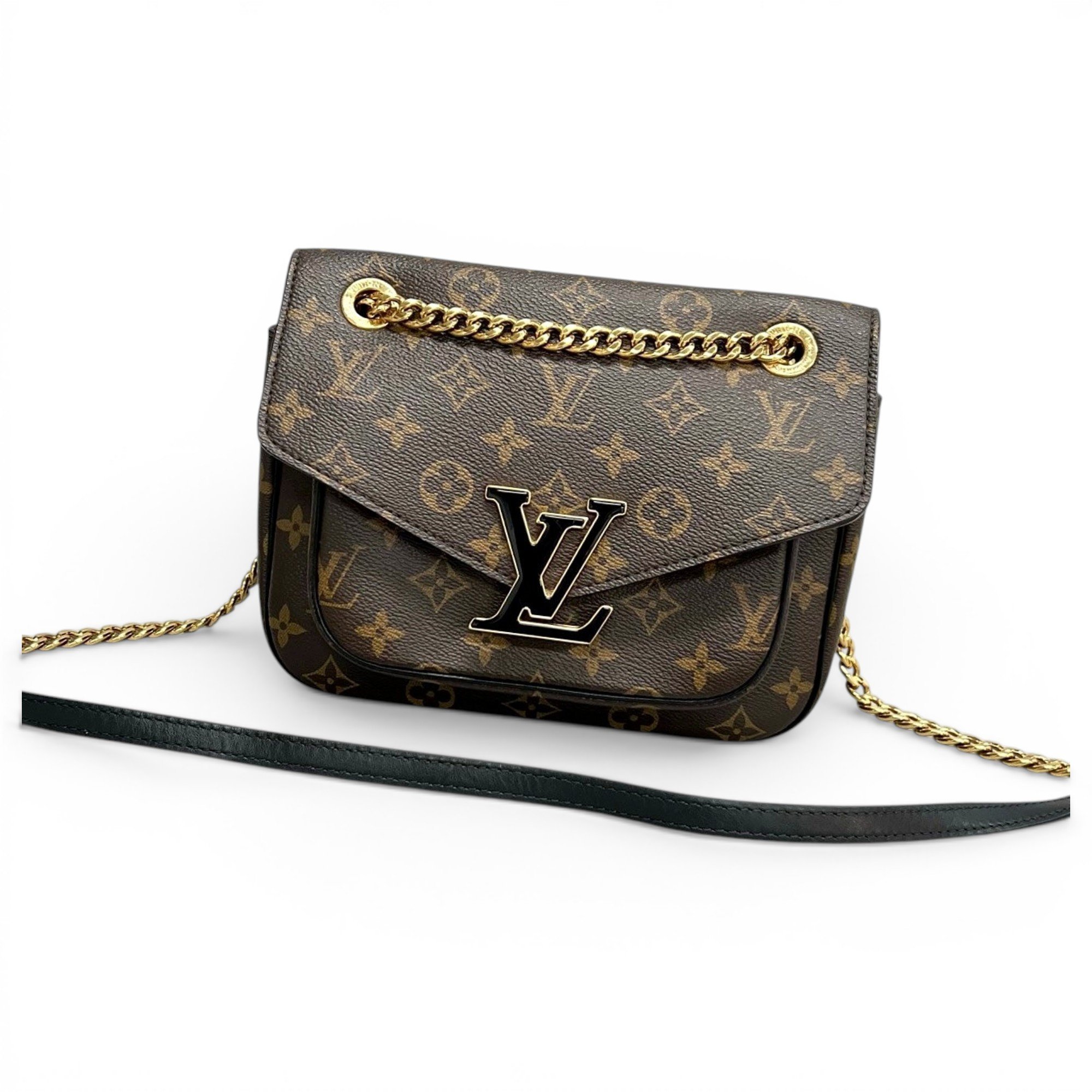 Passy leather handbag