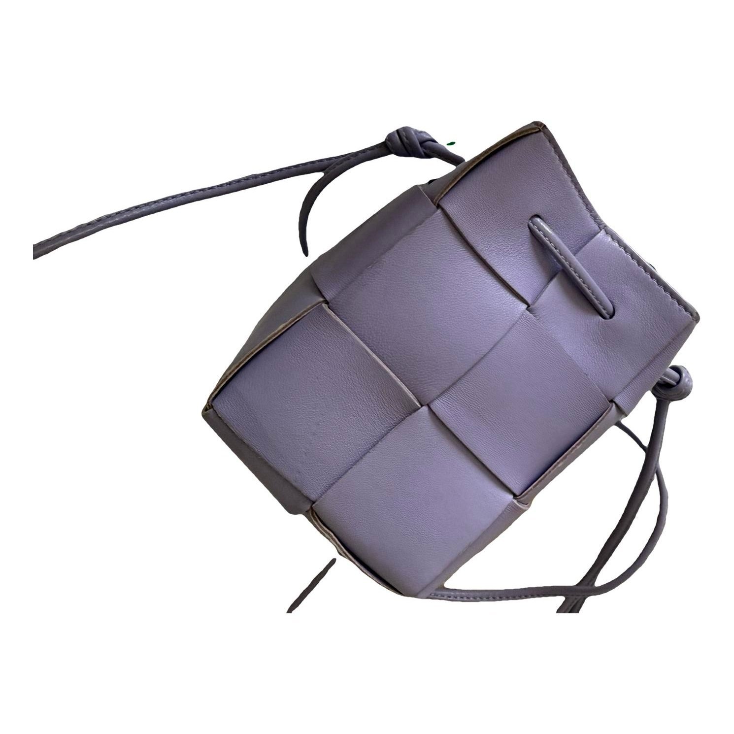 Cassette Bucket leather handbag