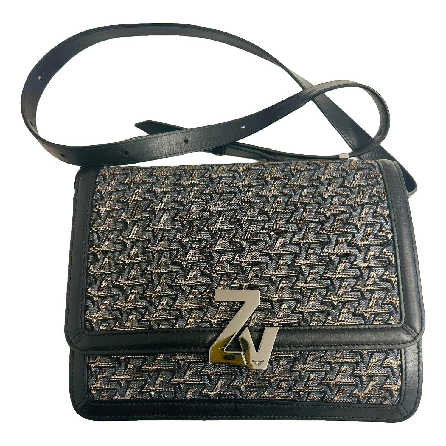 Leather crossbody bag