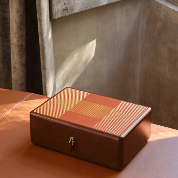 Casaque H Milleraies Watch and Cufflink Box
