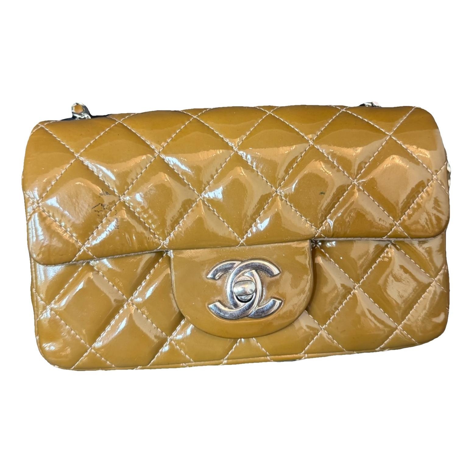 Timeless/Classique patent leather crossbody bag