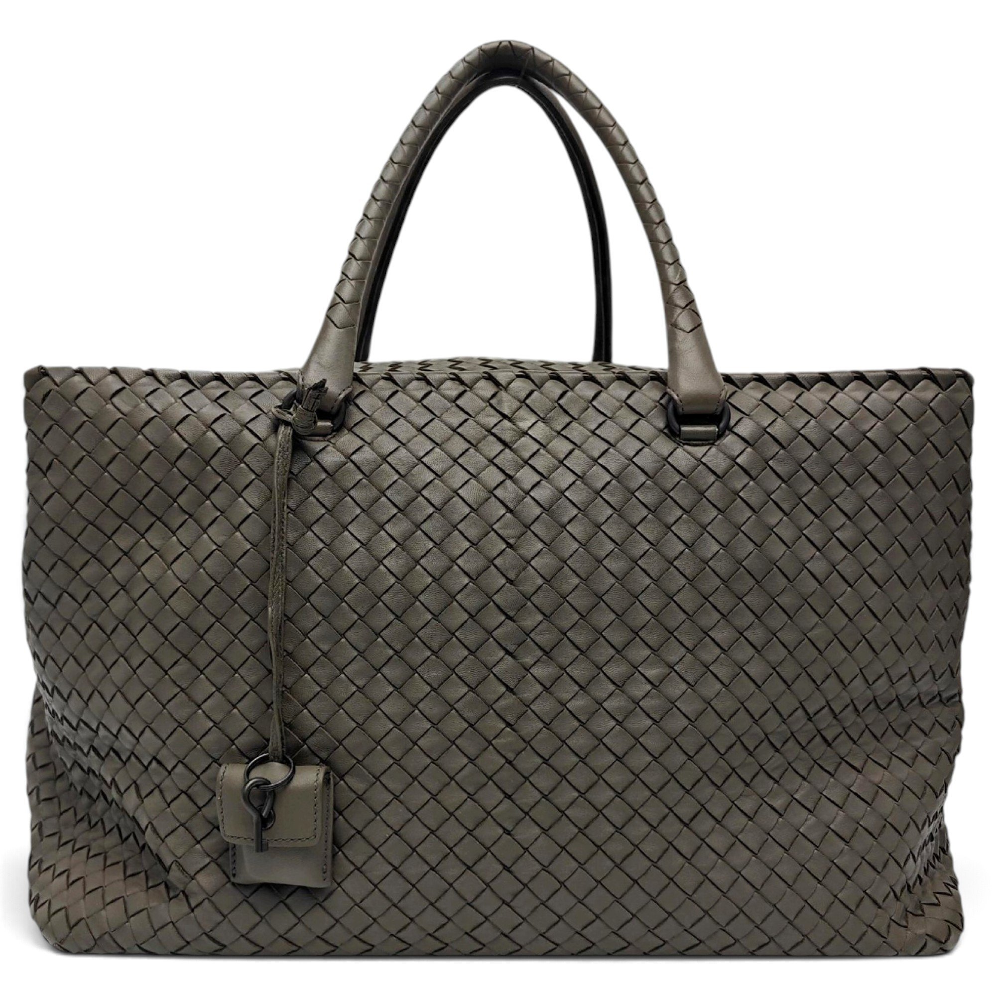 Leather tote