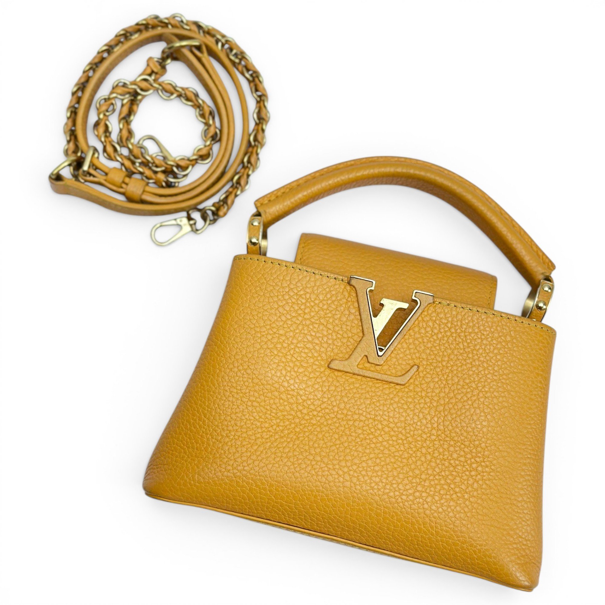 Capucines leather handbag