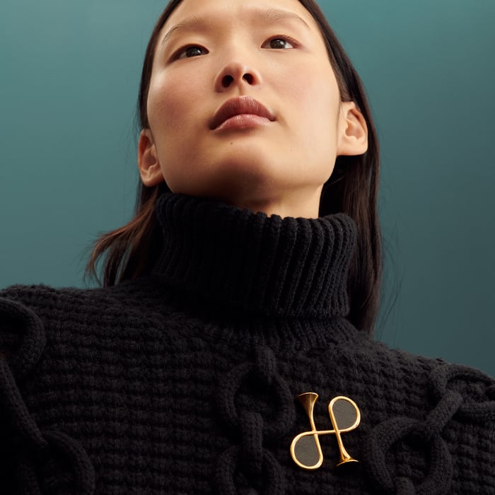 Noir Cor H Brooch