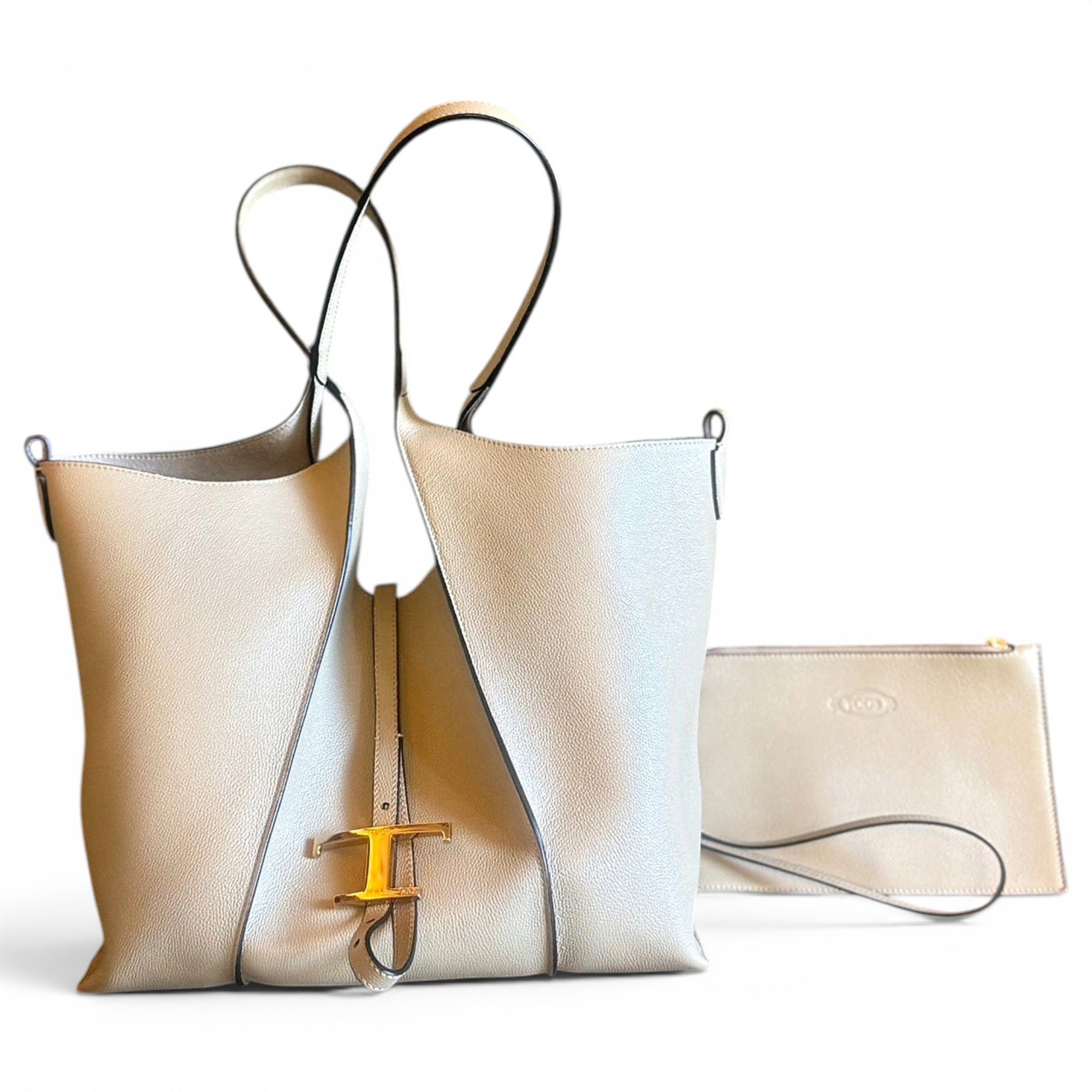 Leather handbag