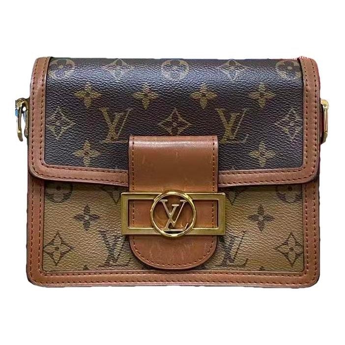 Dauphine leather crossbody bag