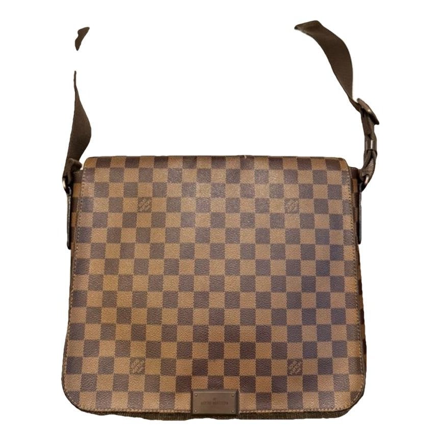 Patent leather handbag