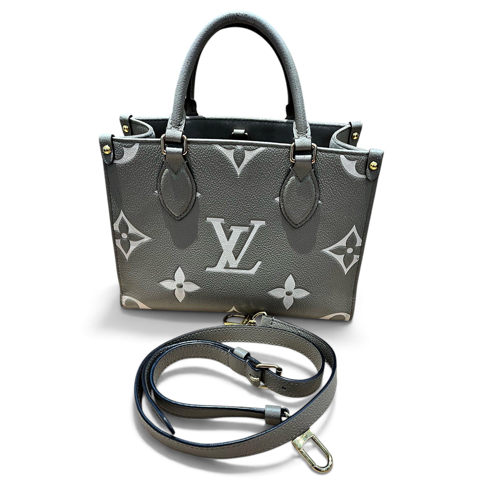 Onthego leather handbag